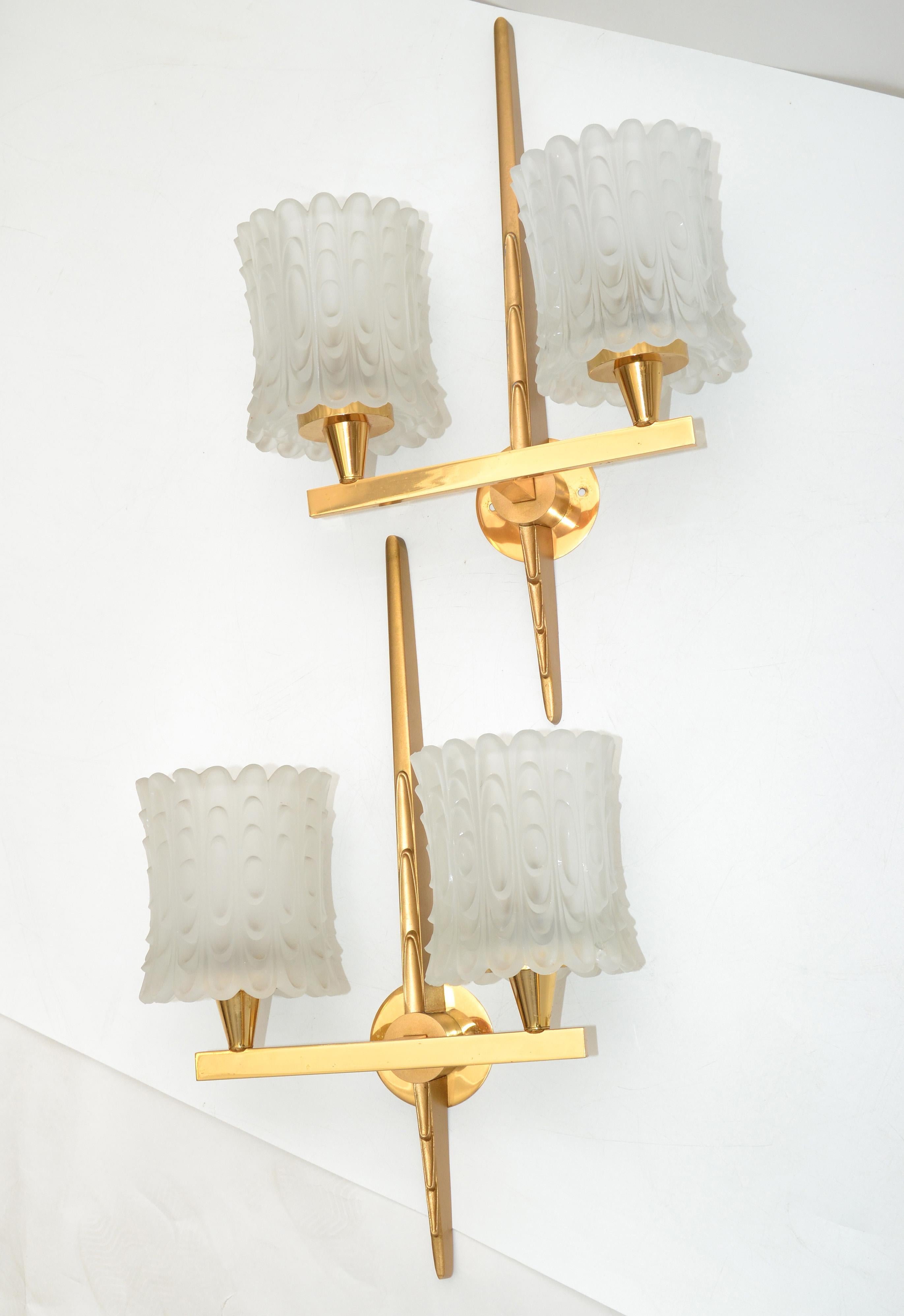 French Maison Arlus Pair of Double Brass & Textured Glass Sconces Wall Lights Art Deco For Sale