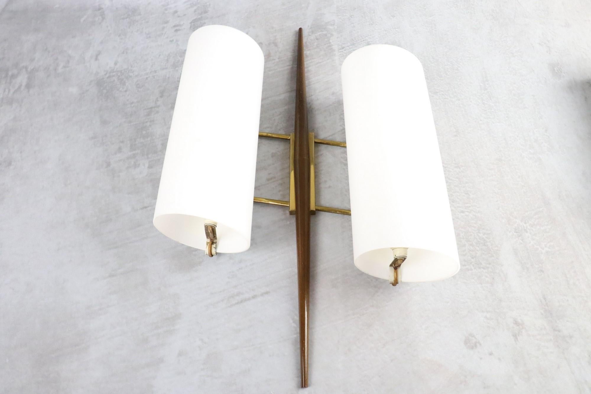 Maison Arlus, Pair of Mid-Century Modern Double Lighting Wall Lamps 1950s France 4