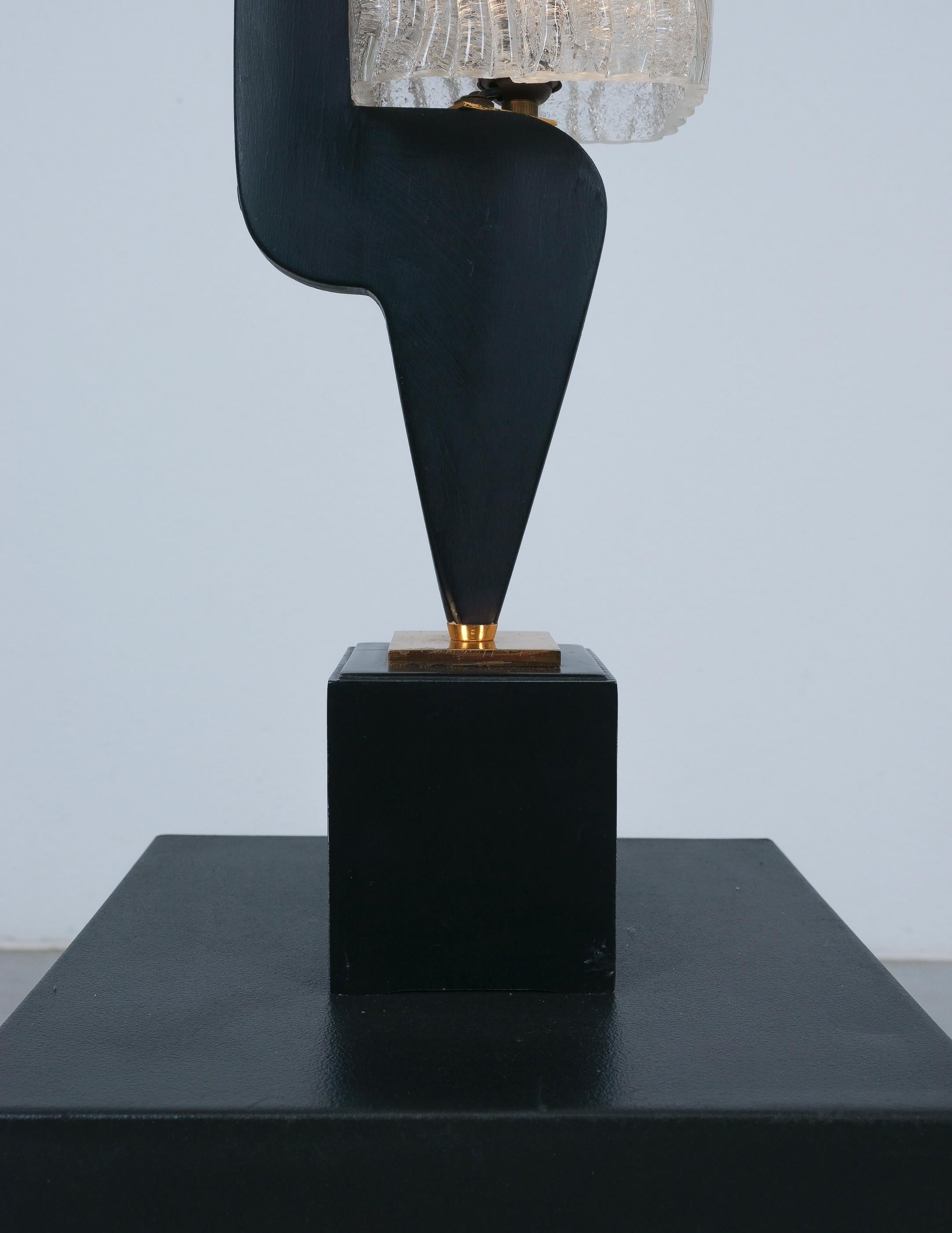 French Maison Arlus Sculptural Wood & Glass Table Lamp, France, 1950 For Sale