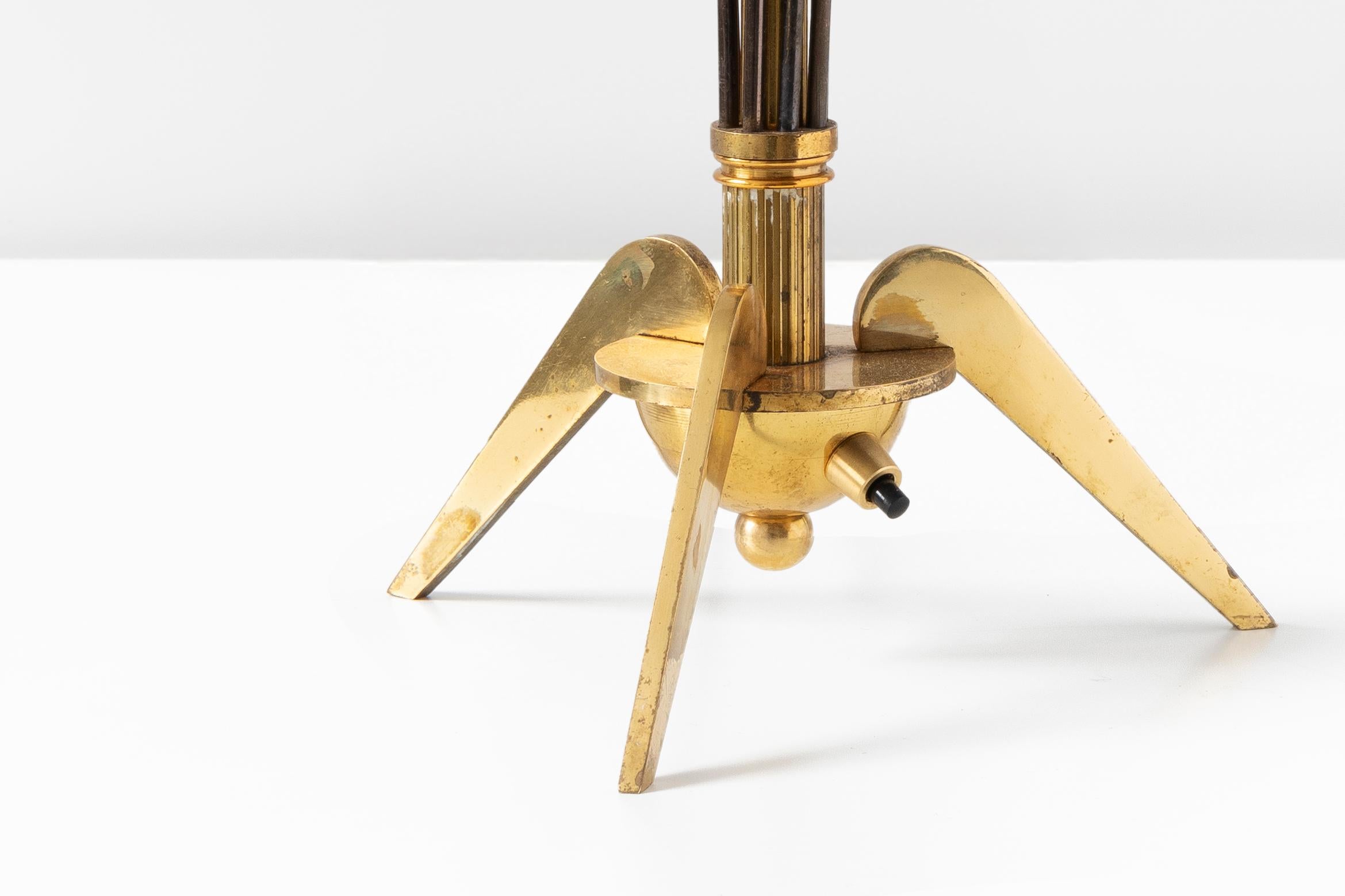Mid-20th Century Maison Arlus, Vintage Table Lamp in Gilded Brass and Metal, French Design 1950s For Sale