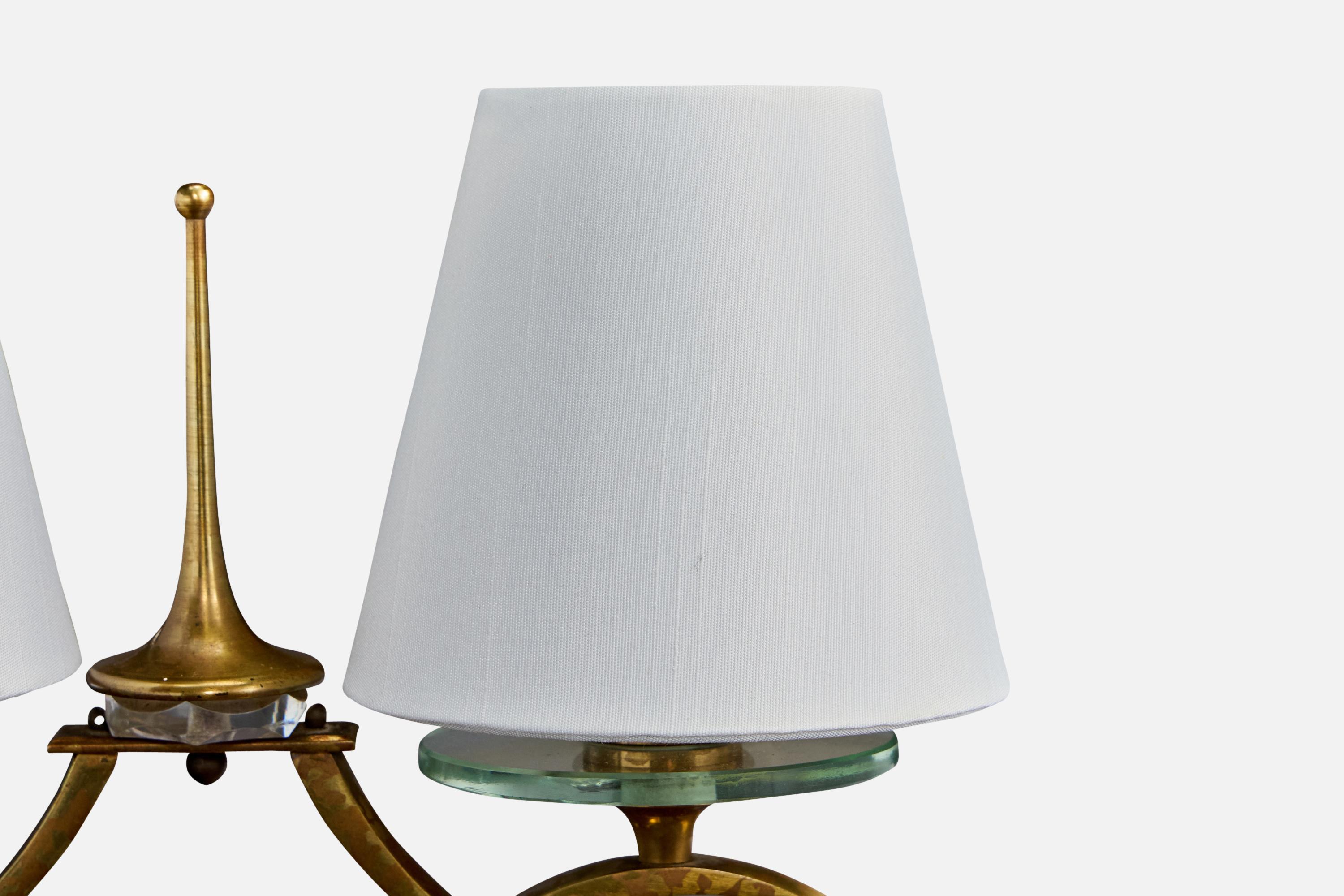 Maison Arlus, lampes de table, laiton, verre, tissu, France, années 1950 Bon état - En vente à High Point, NC
