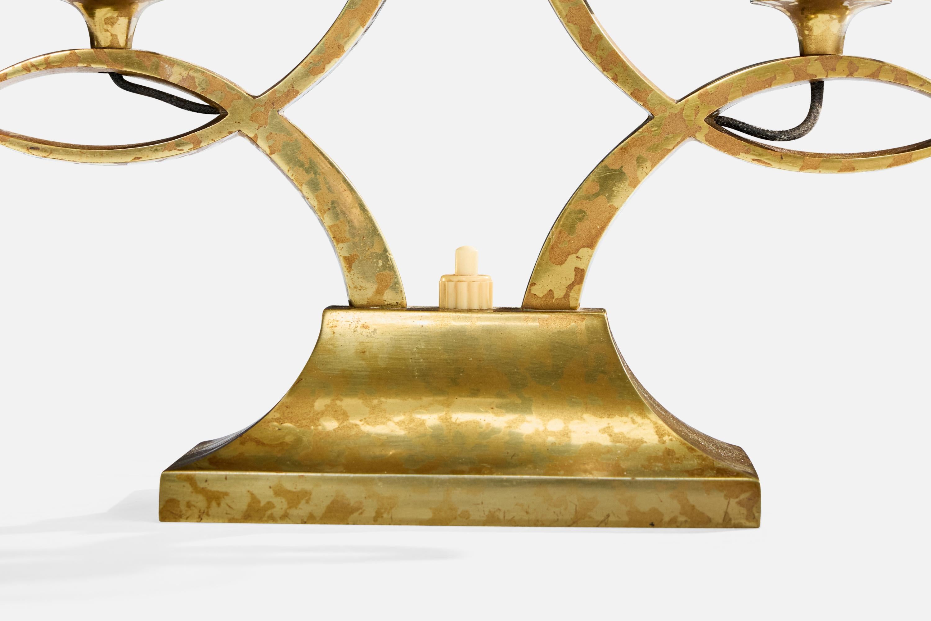 Milieu du XXe siècle Maison Arlus, lampes de table, laiton, verre, tissu, France, années 1950 en vente