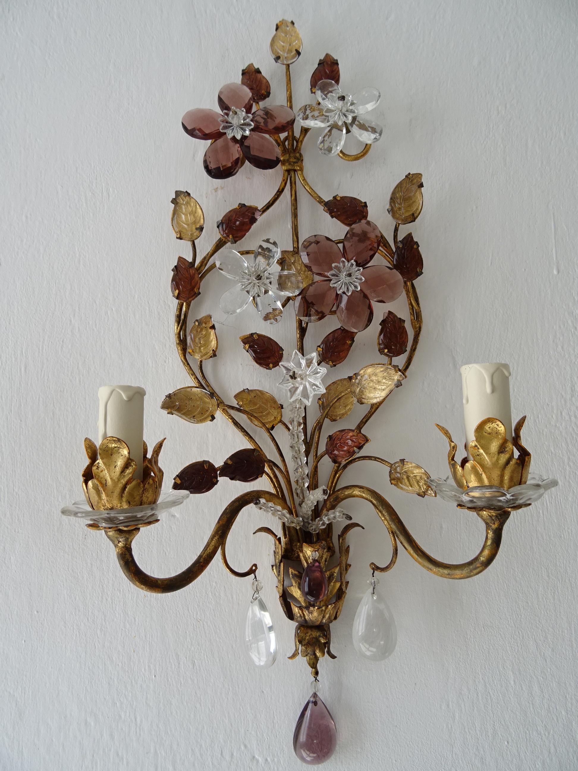 Maison Baguès Amethyst Floral Crystal Sconces, circa 1920 Signed Rare In Good Condition In Firenze, Toscana
