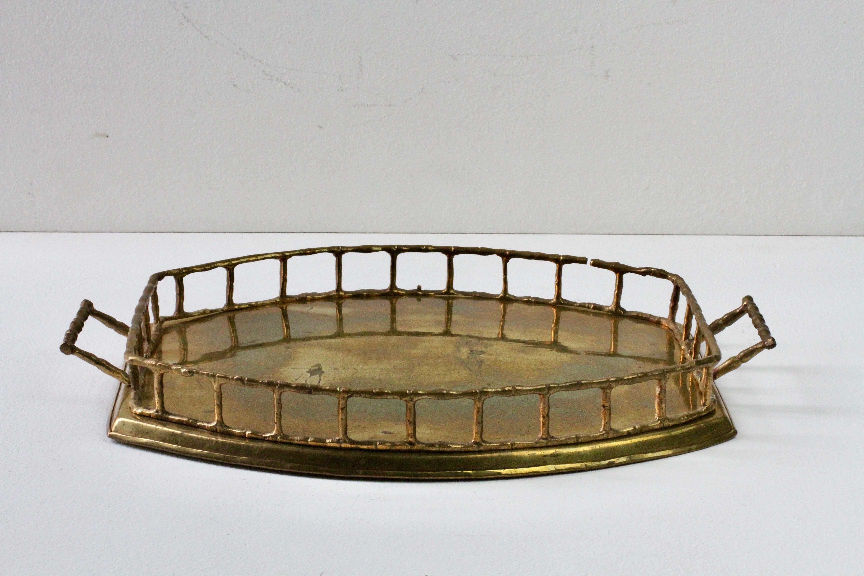 Maison Baguès attributed vintage mid-century modern cast brass serving tray, perfect for entertaining with and carrying or displaying your favourite cocktails and drinks - perfect for the Hollywood Regency style - in faux bamboo. Made in France