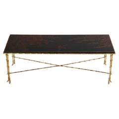 Mesa de centro china de bambú y latón lacado Maison Baguès años 50