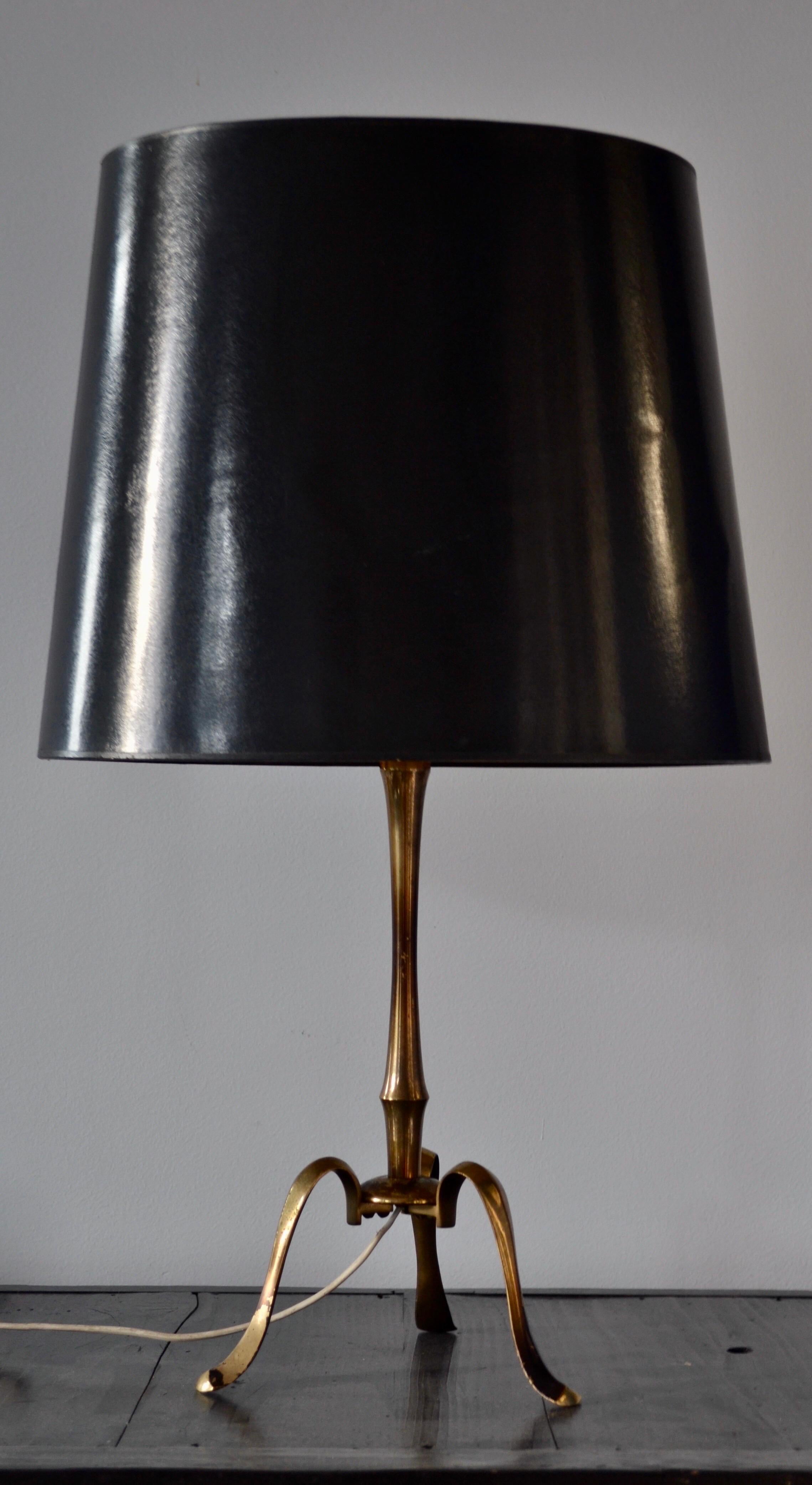 Lámpara de mesa Maison bagues bambú latón Francia 1950 mediados del siglo XX en venta