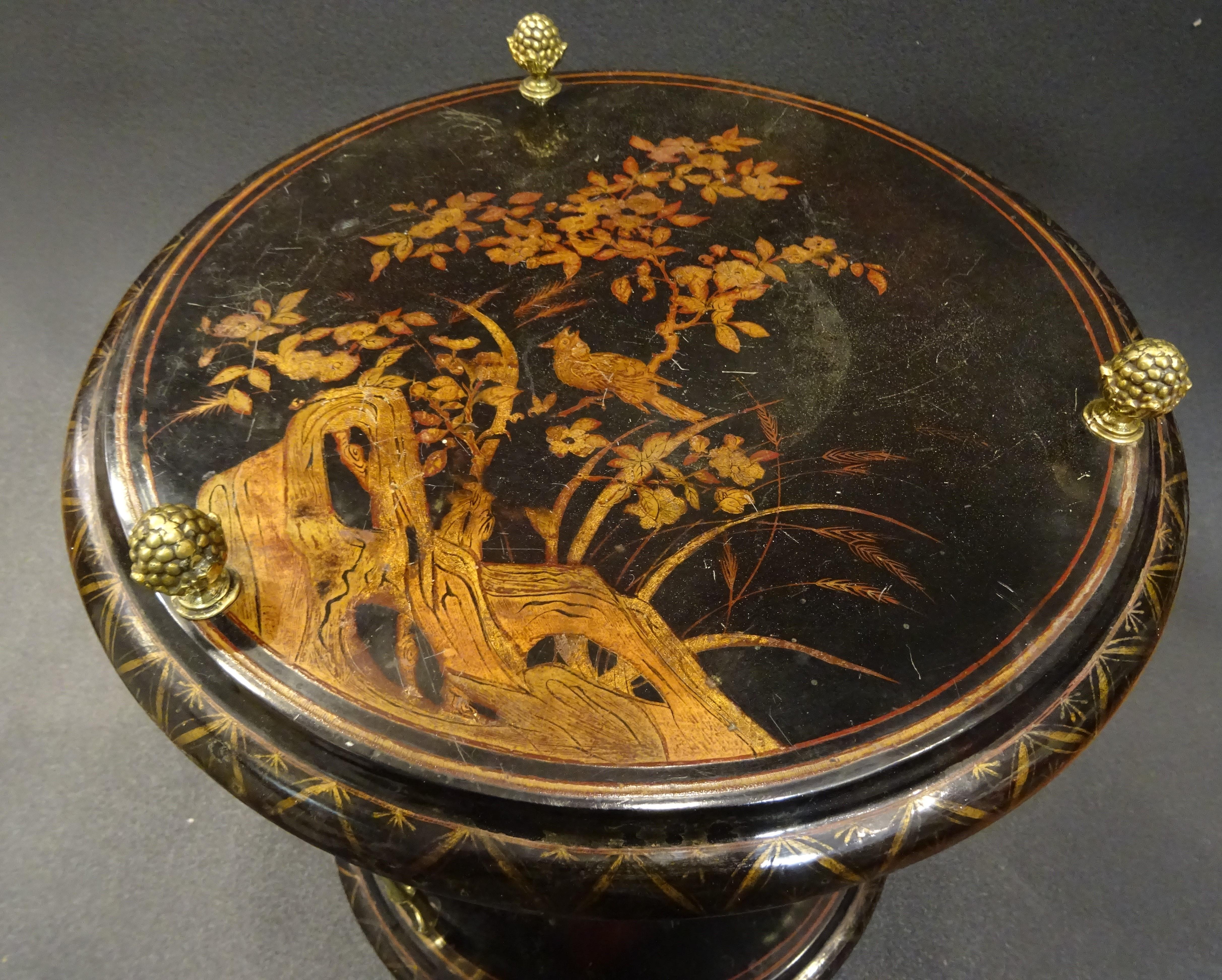 Carved Maison Bagues Black Endtable France, Chinoiseries, Gilt Bronce, 1970s