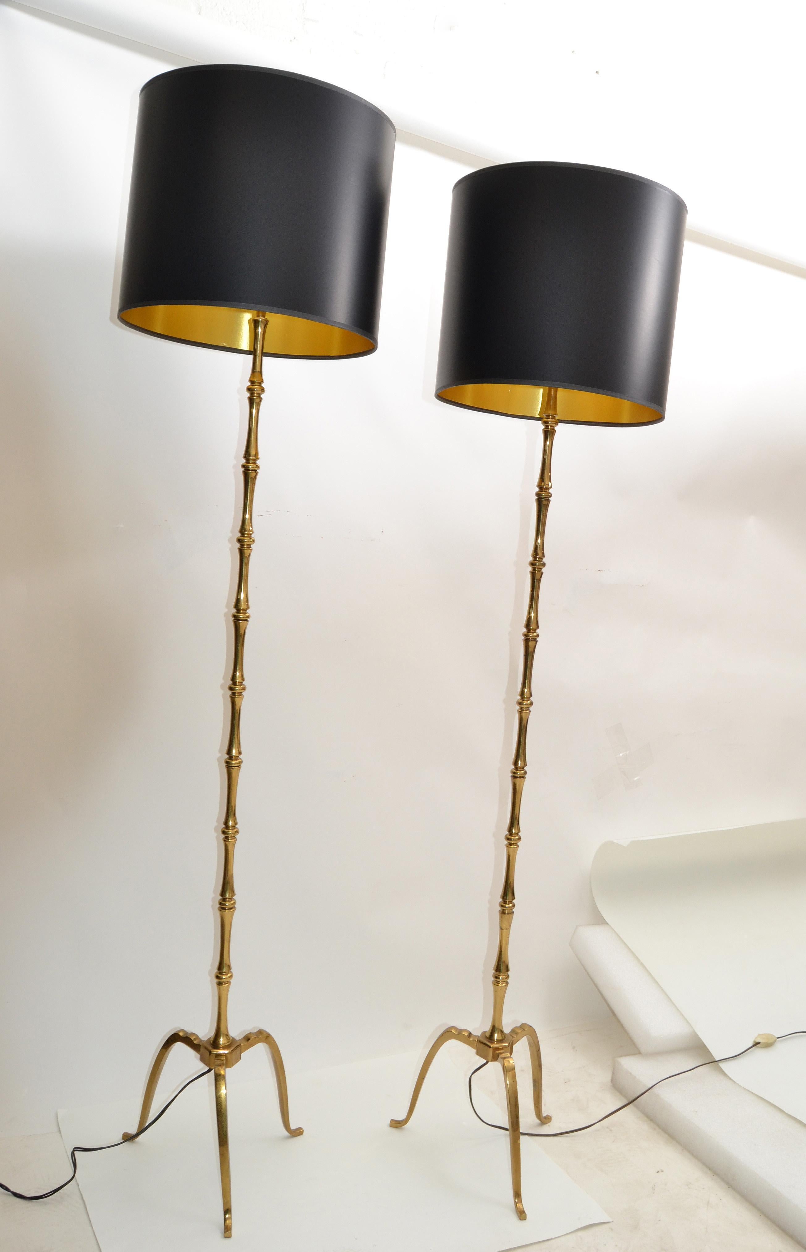 Maison Baguès Brass Mid-Century Modern Floor Lamp France 1950 Black Shade, Pair For Sale 3