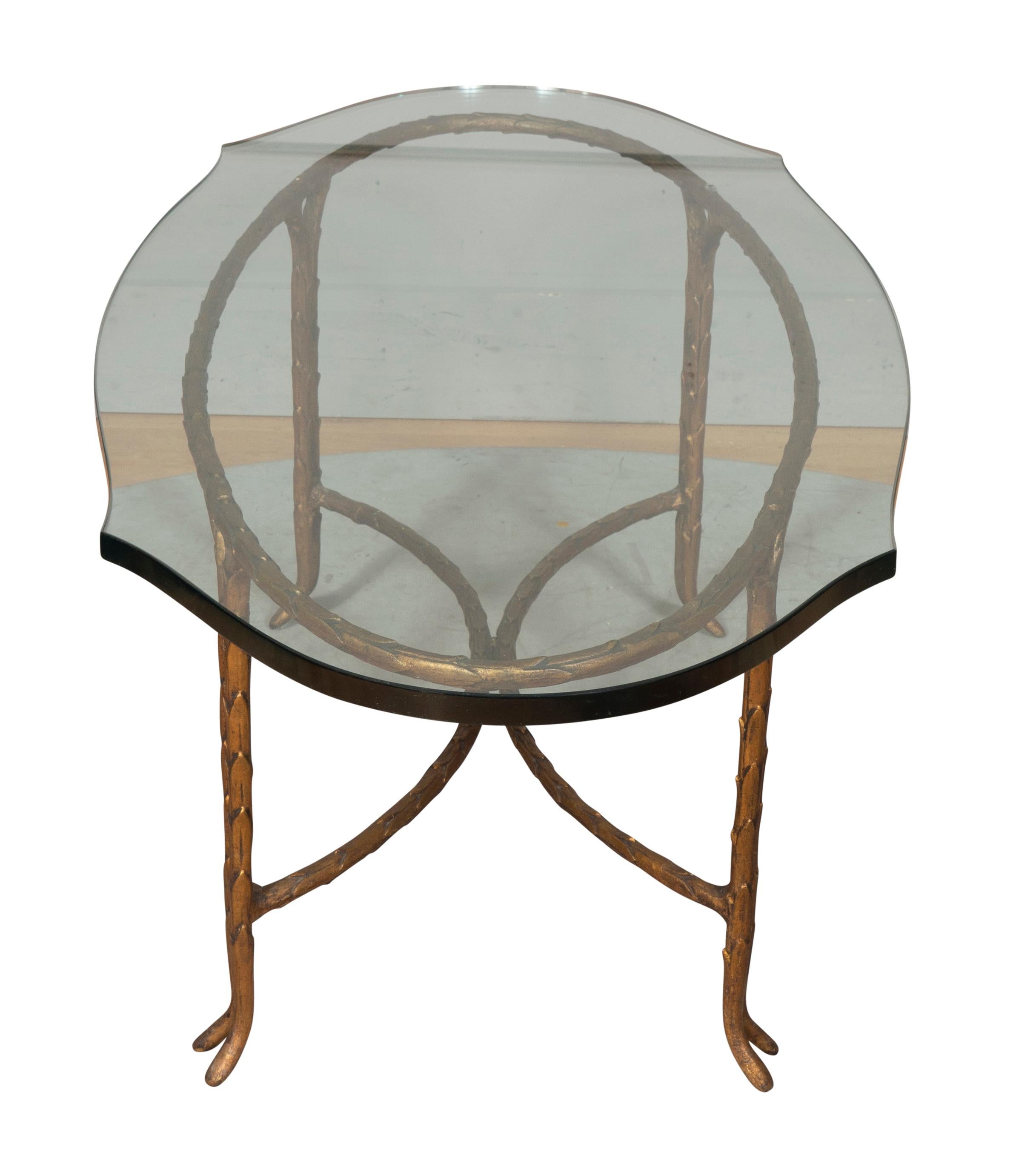 Table basse en bronze et verre de la Maison Bagues en vente 1