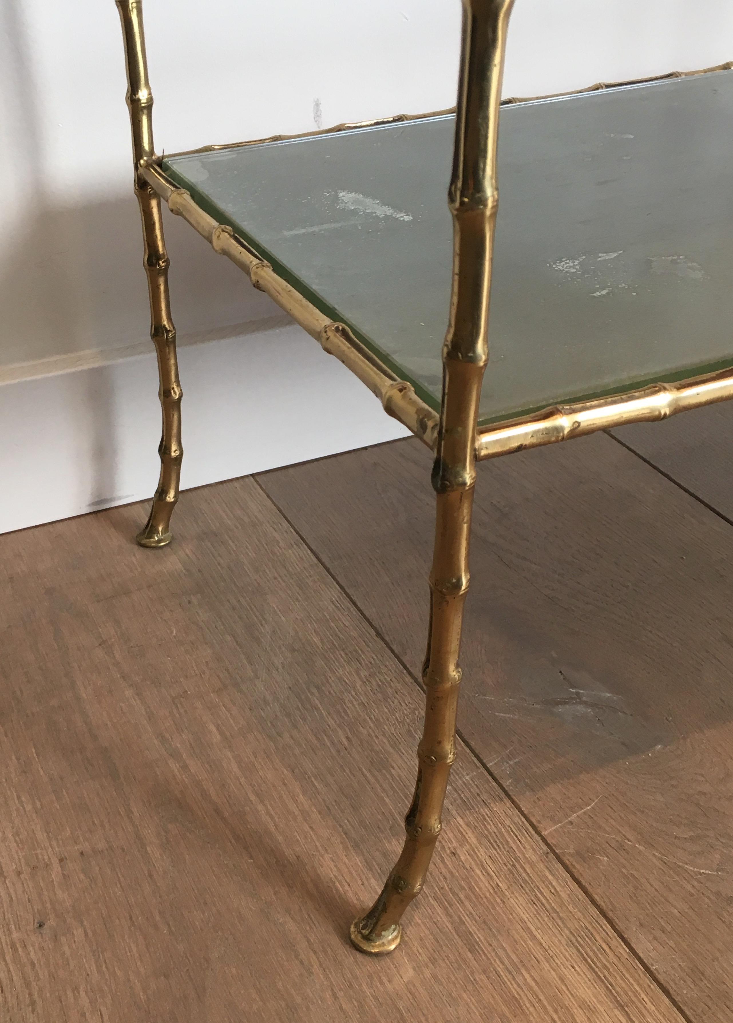French Maison Baguès Faux-Bamboo Bronze Side Table with Eglomized Glass Shelves For Sale