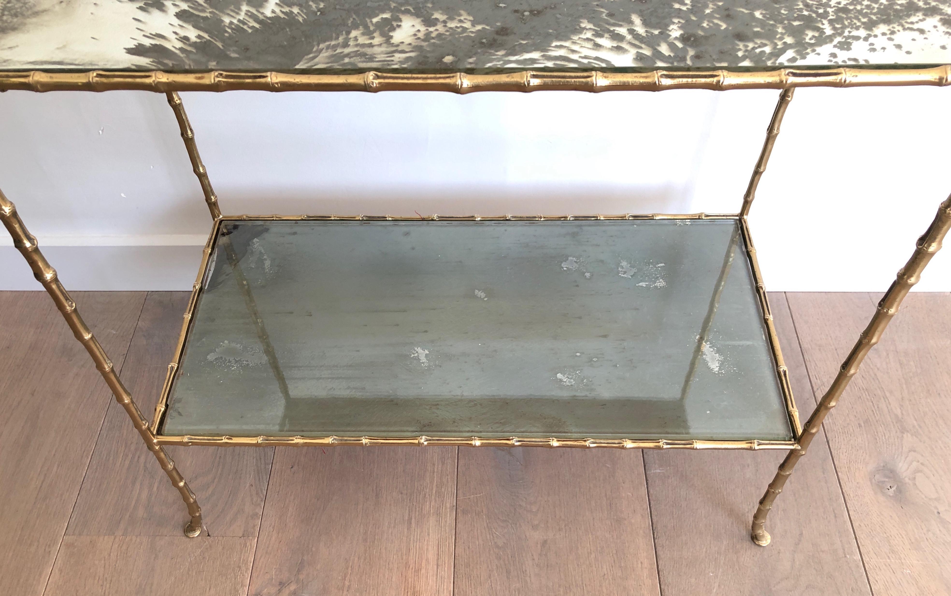 Mid-20th Century Maison Baguès Faux-Bamboo Bronze Side Table with Eglomized Glass Shelves For Sale