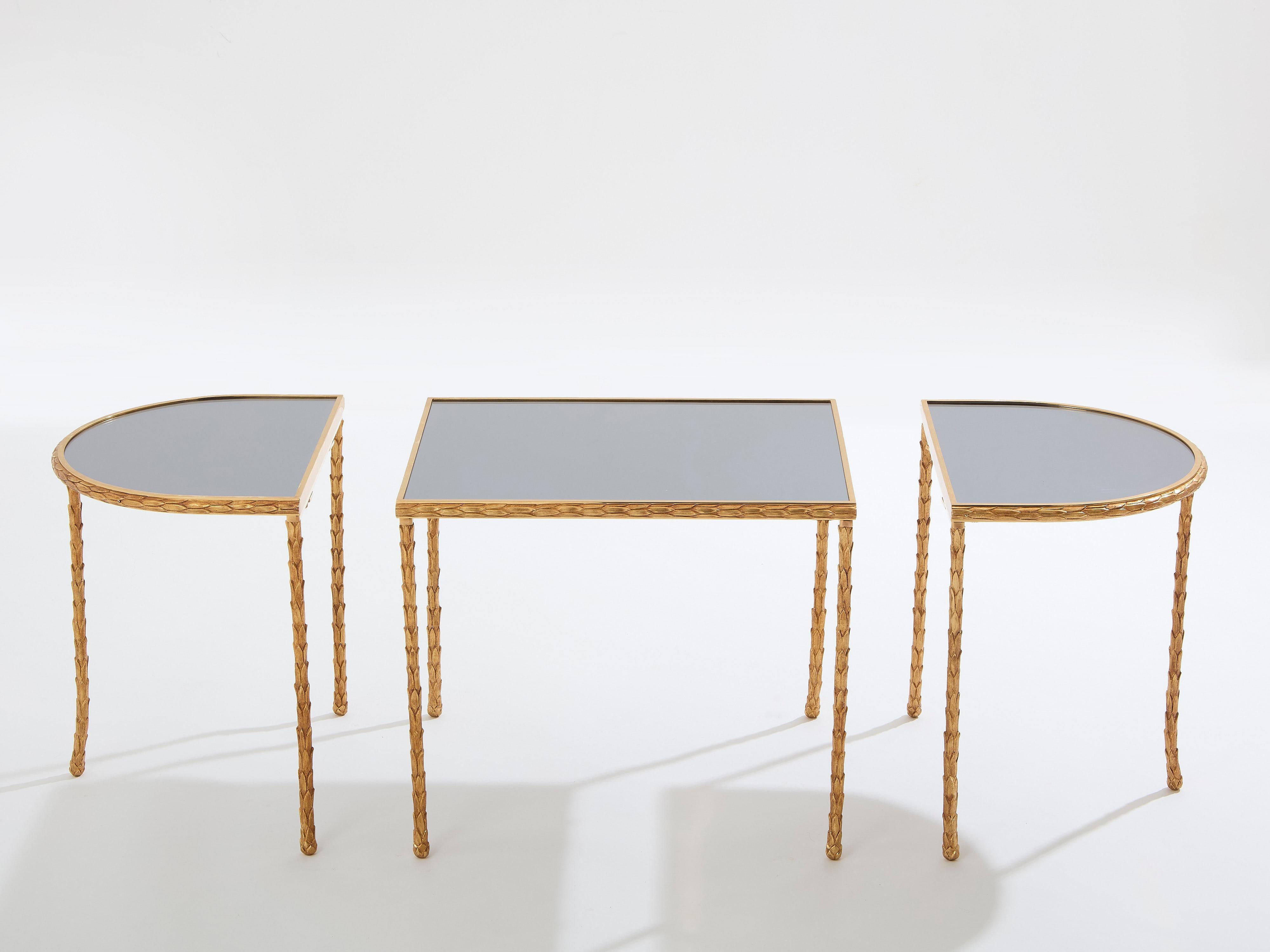 Metà XX secolo Tavoli in bronzo dorato e specchio Maison Baguès 1950s in vendita