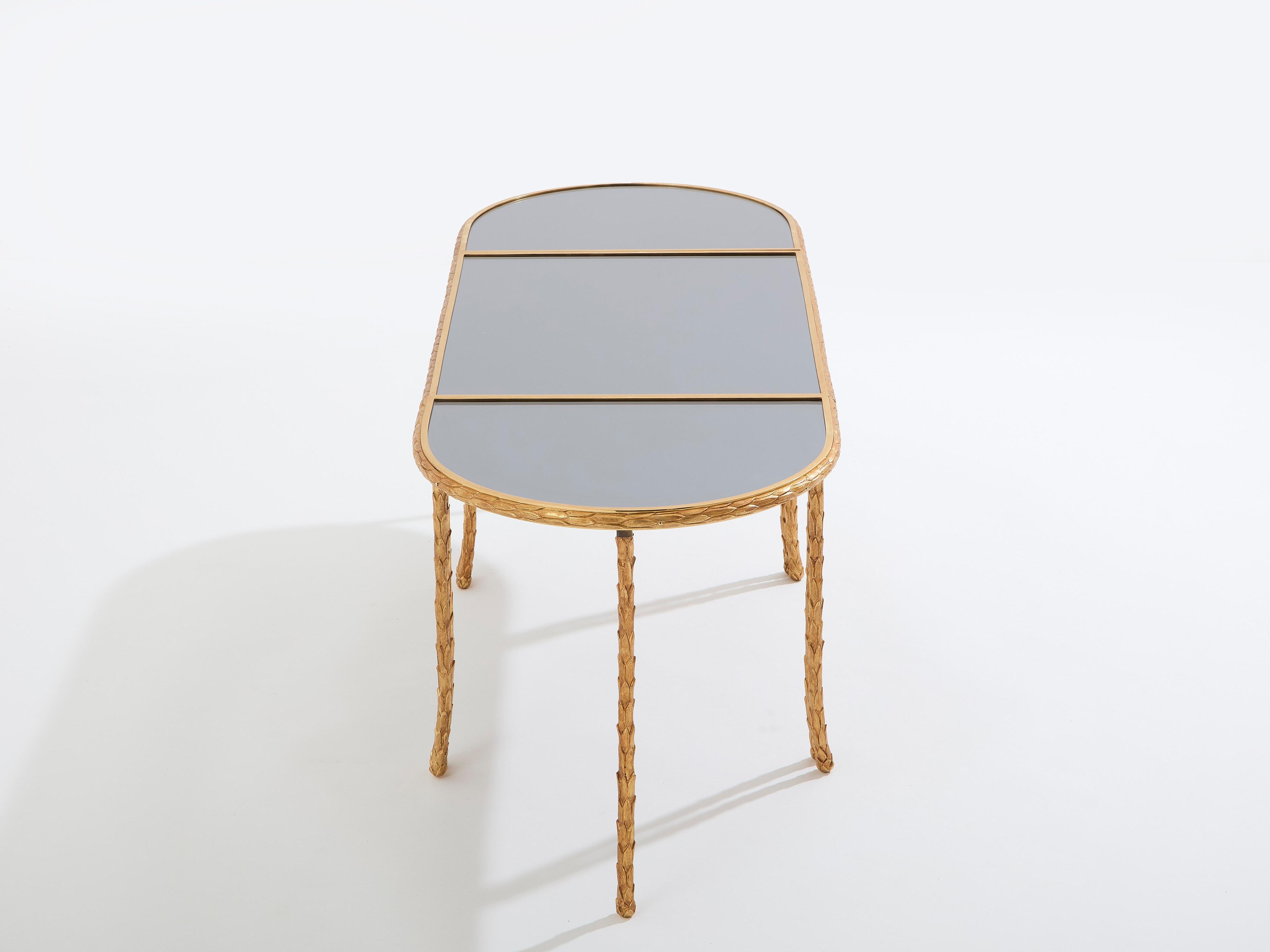 Tavoli in bronzo dorato e specchio Maison Baguès 1950s in vendita 2
