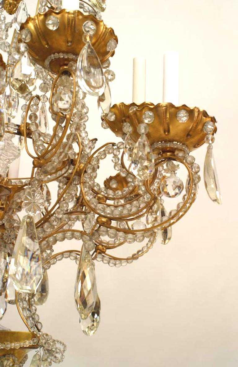Francese Lampadario francese Art Deco in metallo dorato e cristallo Baccarat della Maison Bagues in vendita