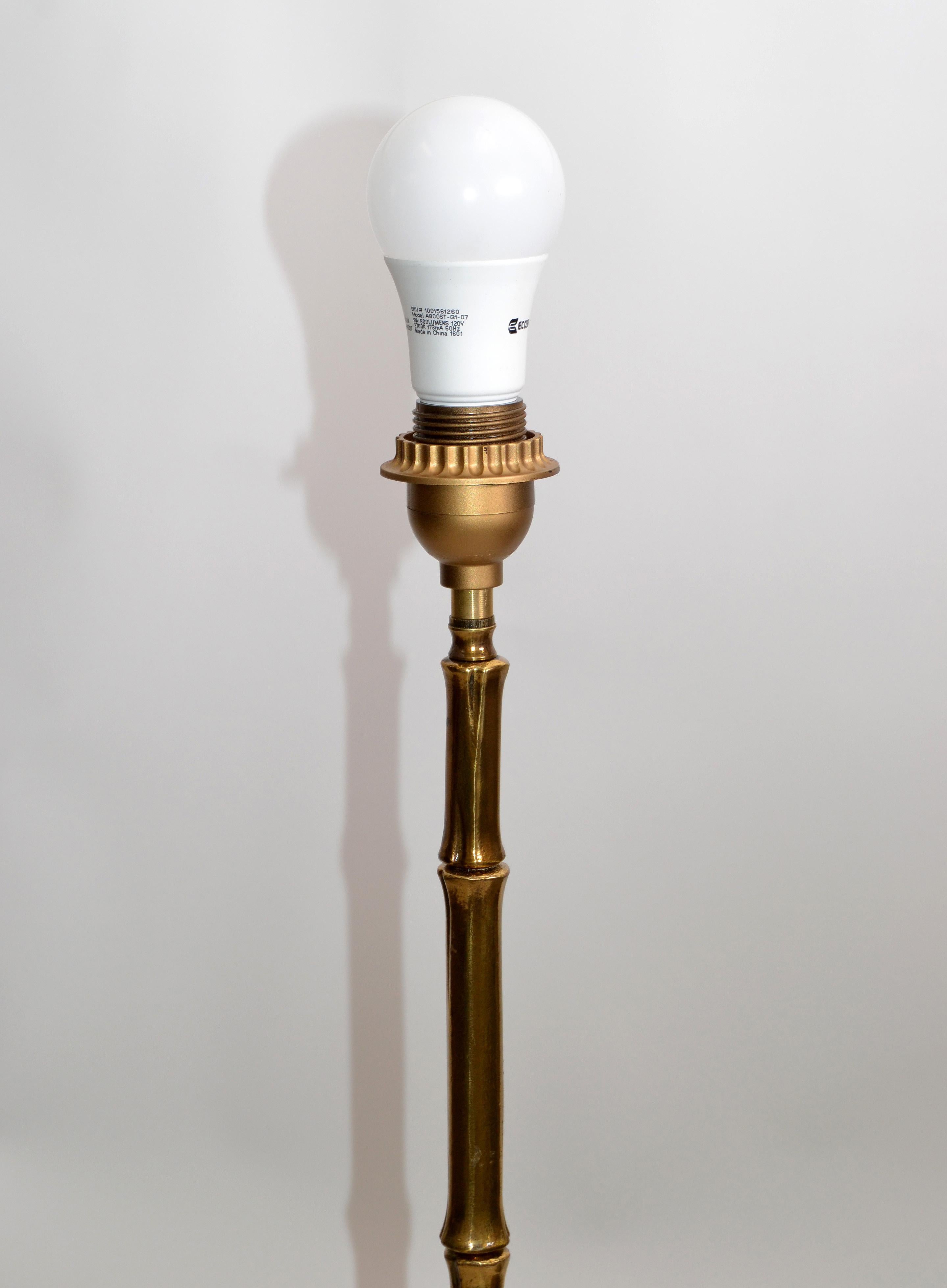Metallo Lampada da terra in finto bambù 1960 della Maison Baguès, in stile Hollywood Regency francese. in vendita