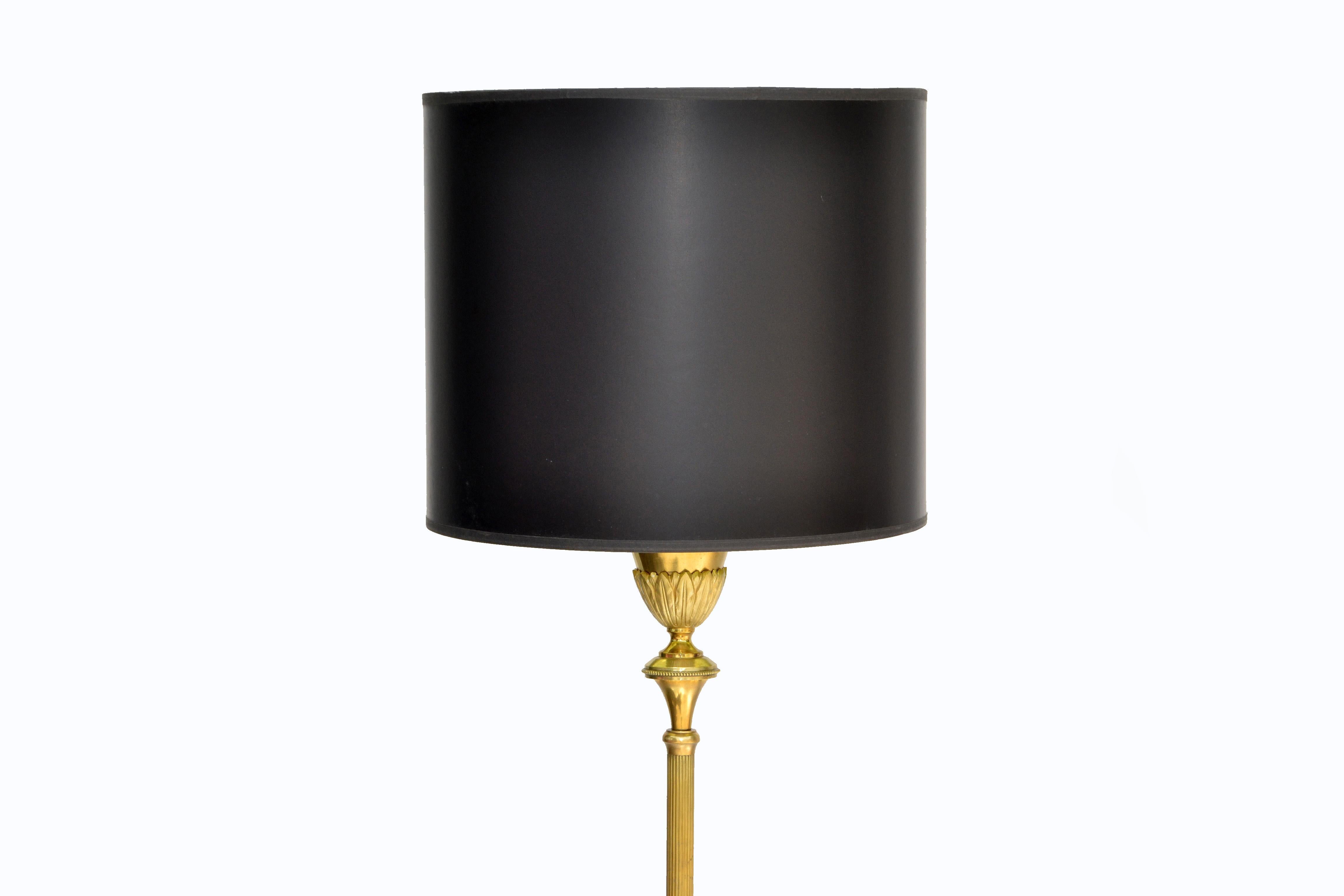 Mid-Century Modern Maison Baguès French Neoclassical Bronze & Brass Round Base Floor Lamp, 1940s For Sale