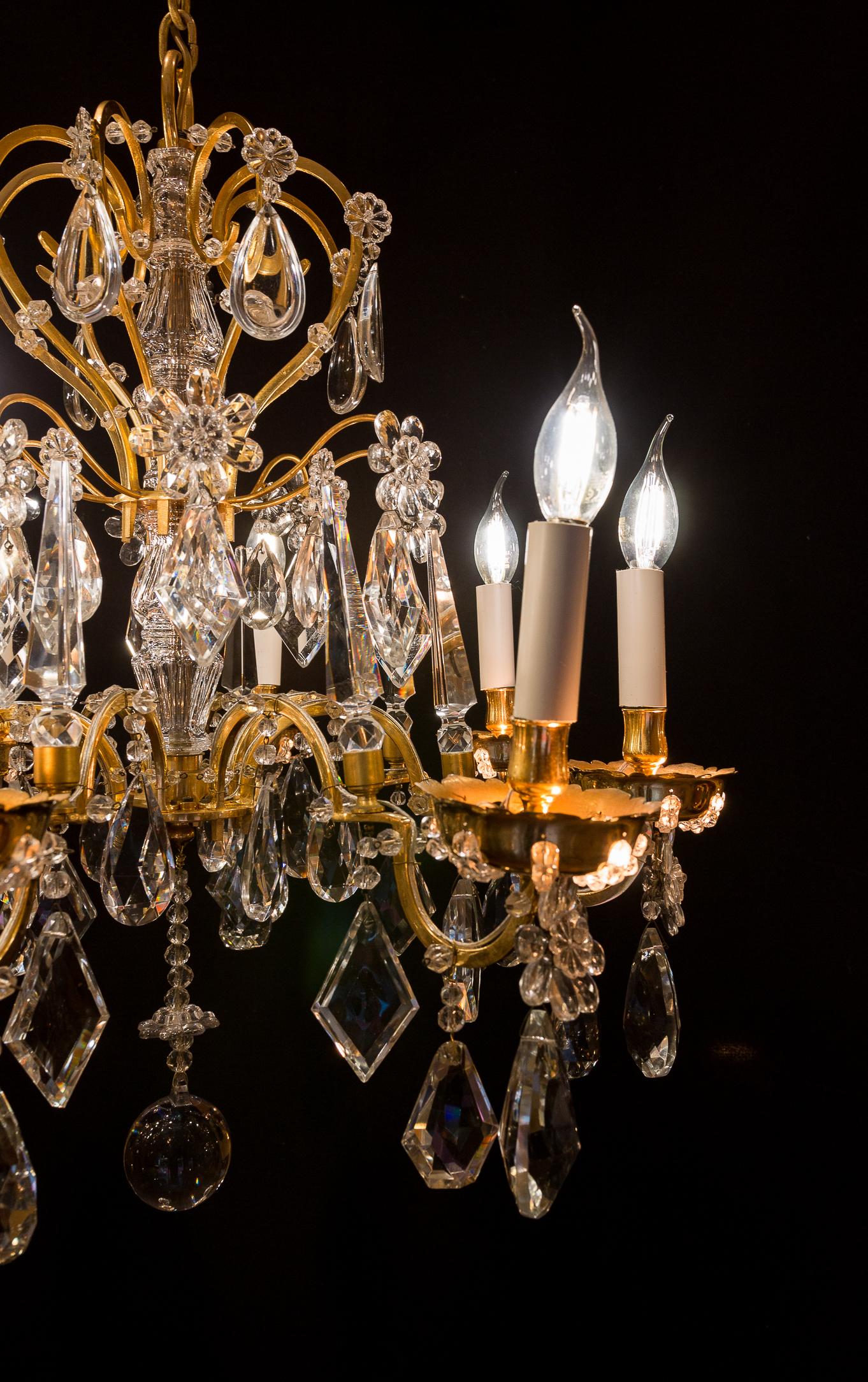 Maison Baguès Gilt-Bronze & Crystal Chandelier, circa 1920-1940 For Sale 11