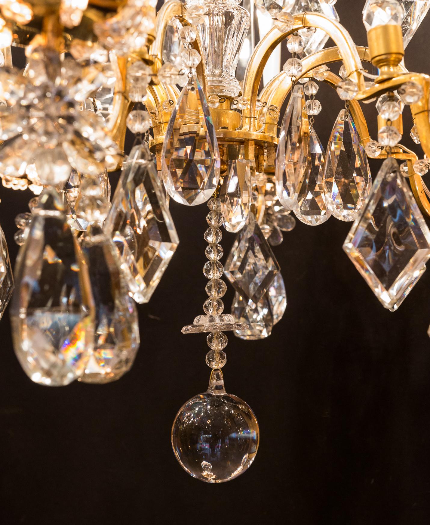 Maison Baguès Gilt-Bronze & Crystal Chandelier, circa 1920-1940 For Sale 13