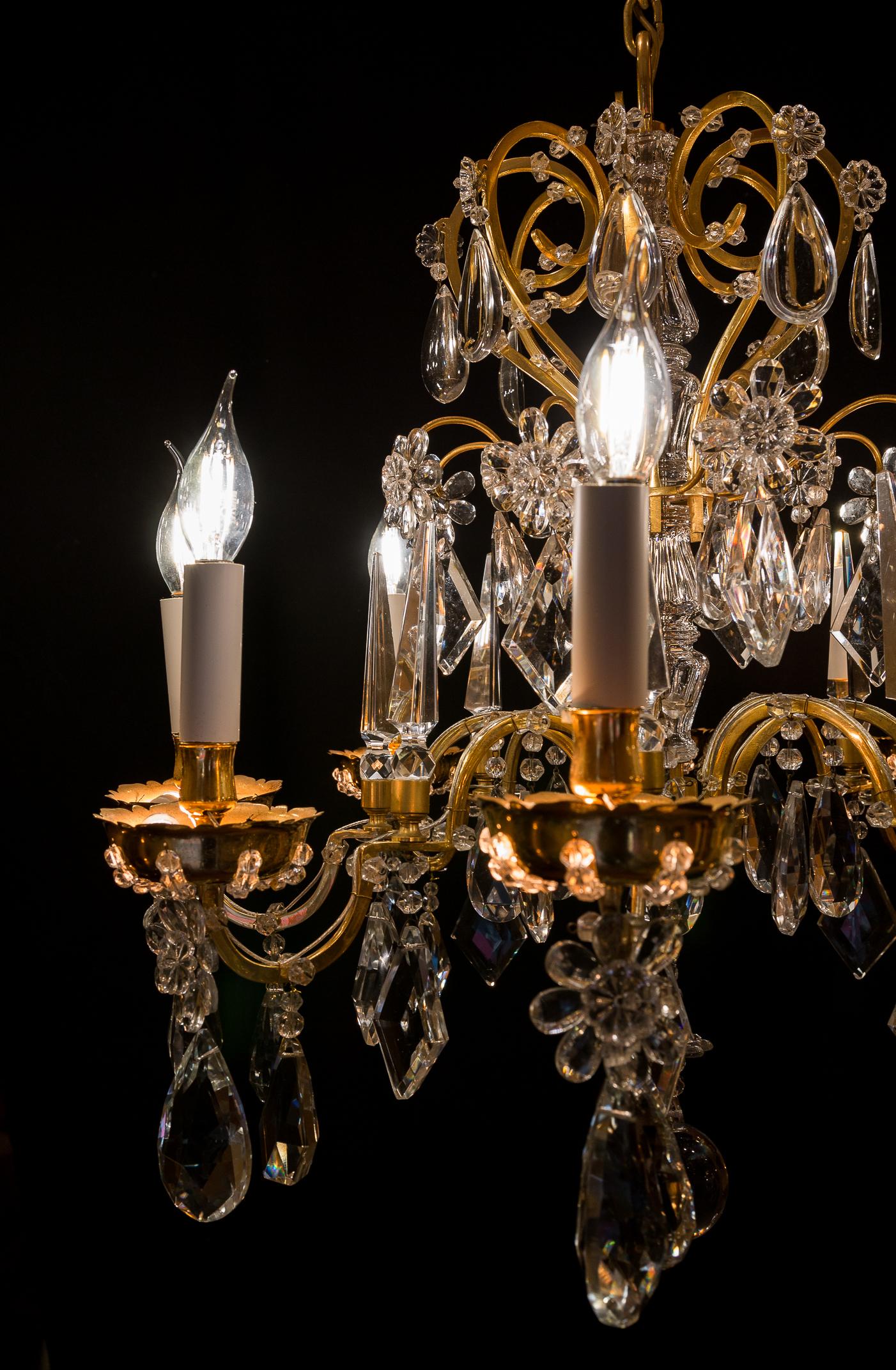 20th Century Maison Baguès Gilt-Bronze & Crystal Chandelier, circa 1920-1940 For Sale