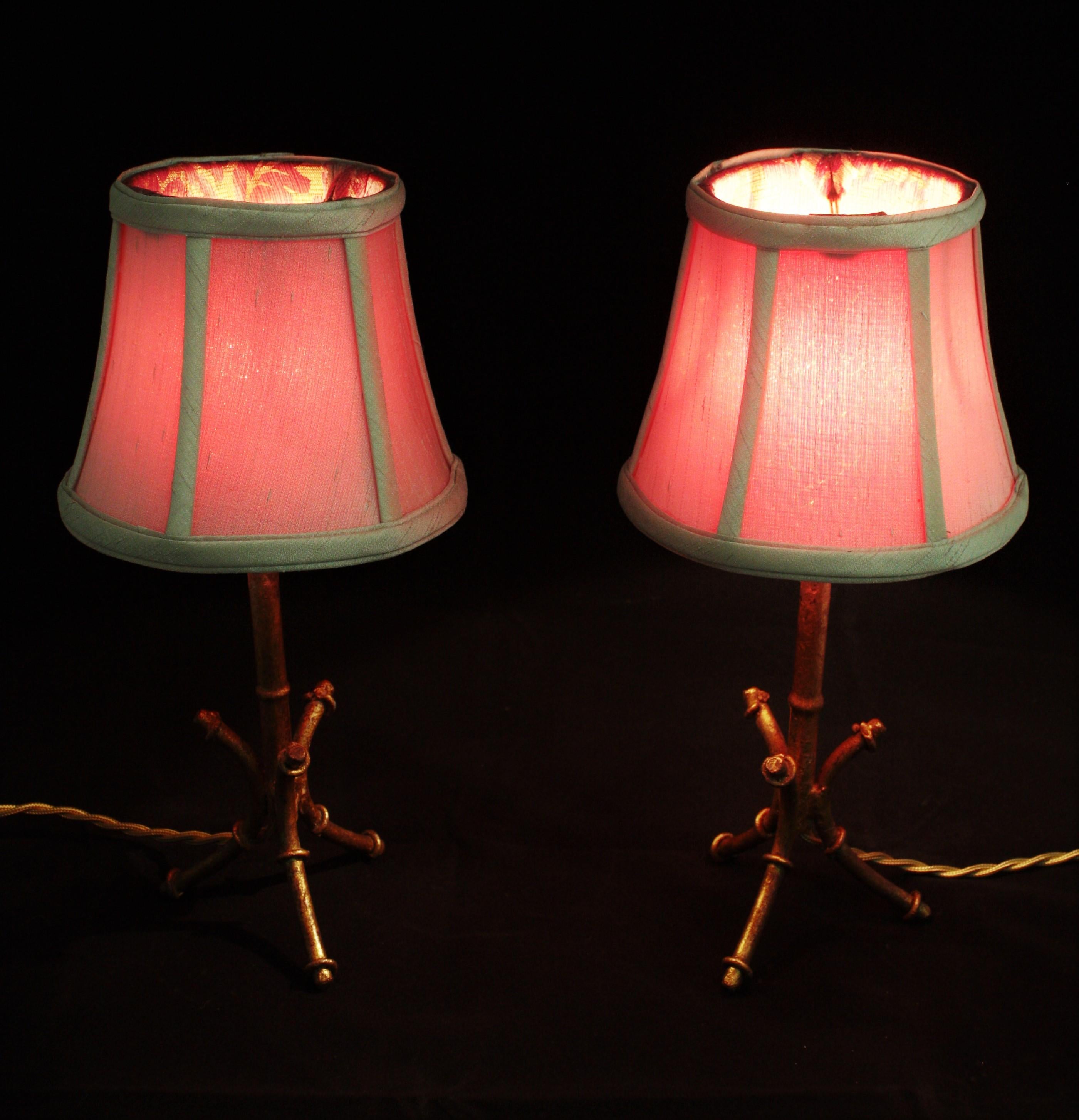 Pair of Faux Bamboo Gilt Iron Tripod Table Lamps, Maison Bagues Style For Sale 3