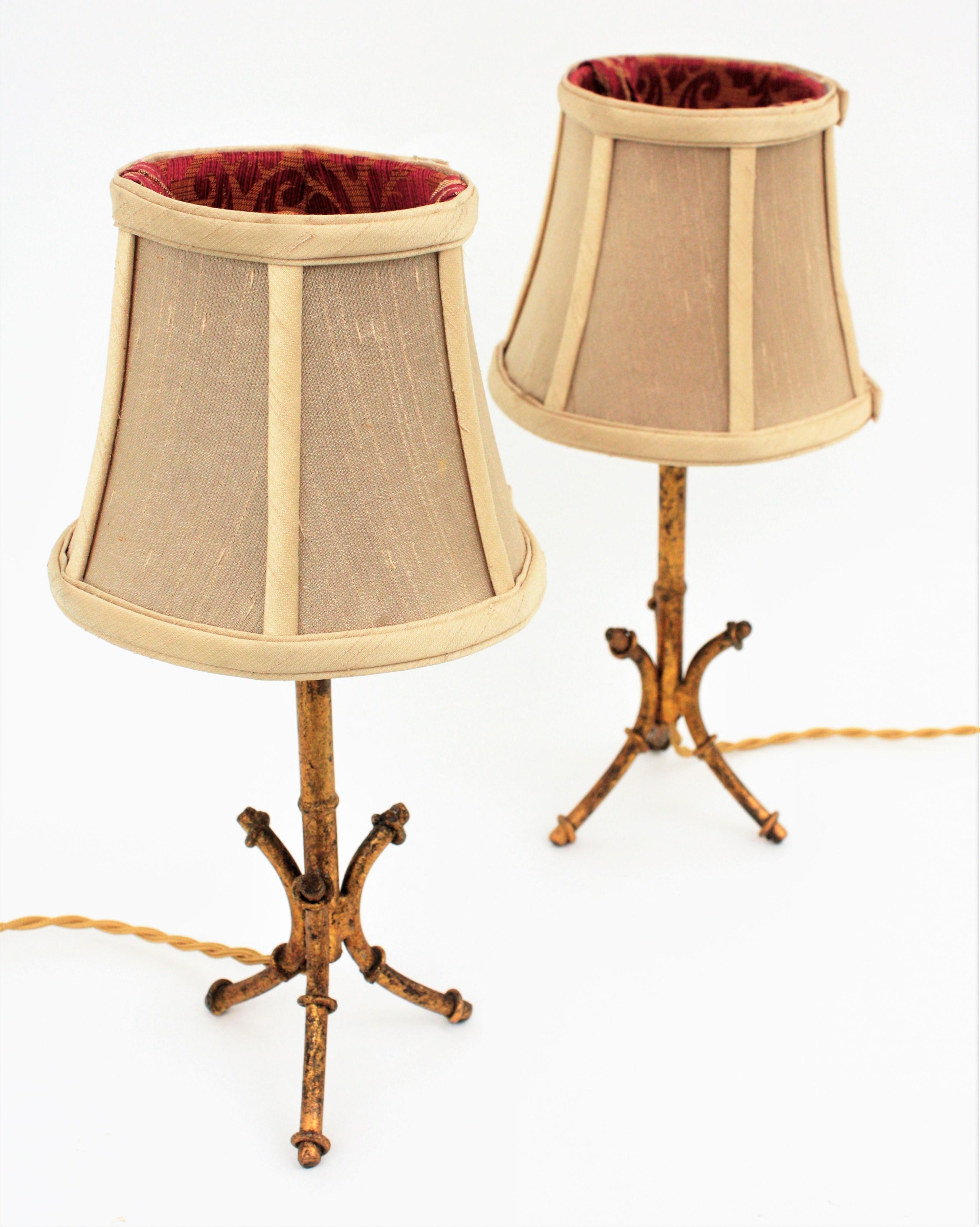 Pair of Faux Bamboo Gilt Iron Tripod Table Lamps, Maison Bagues Style For Sale 4