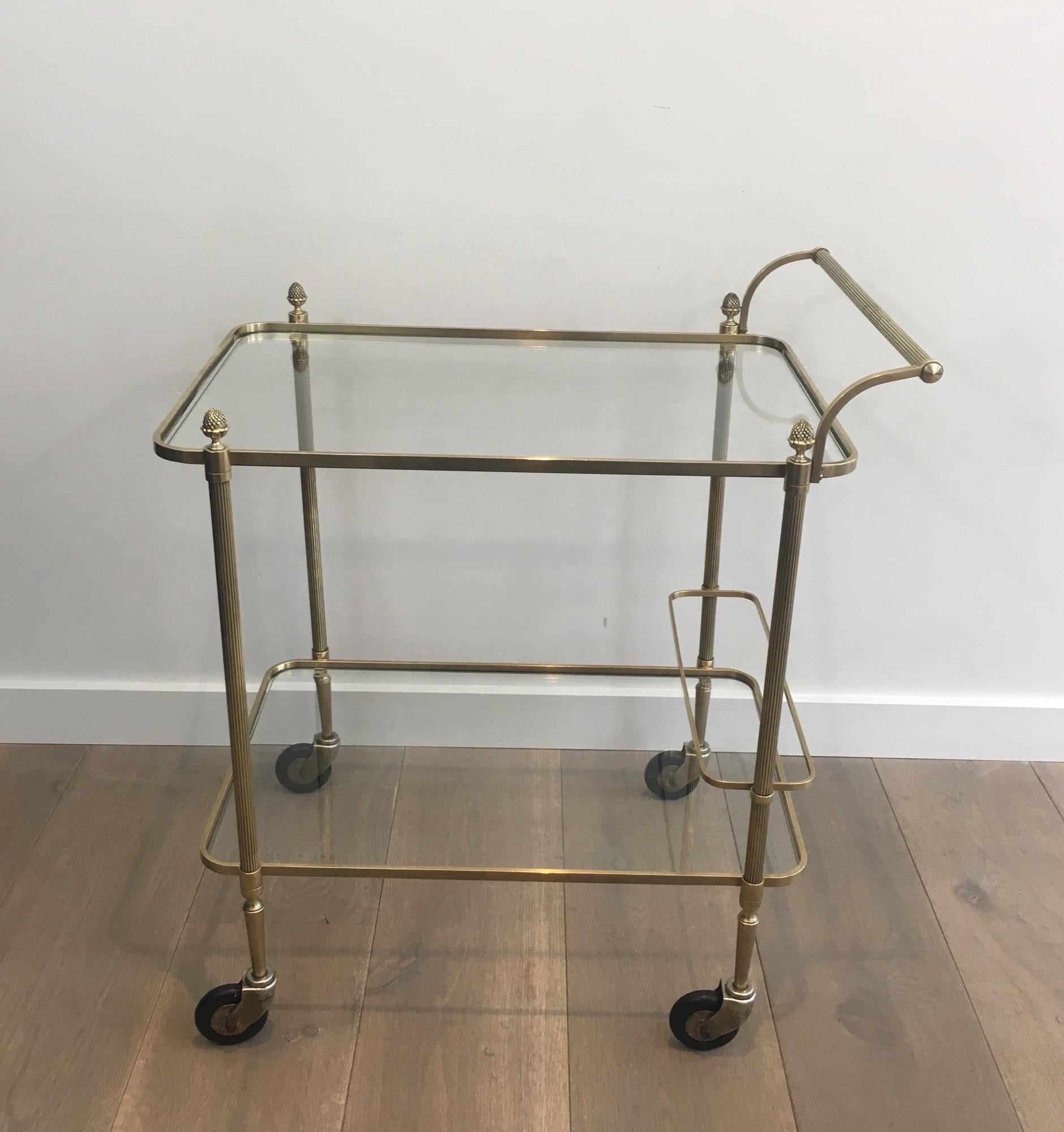 Maison Bagués, Neoclassical Brass Bar Cart with 2 Clear Glass Shelves For Sale 6