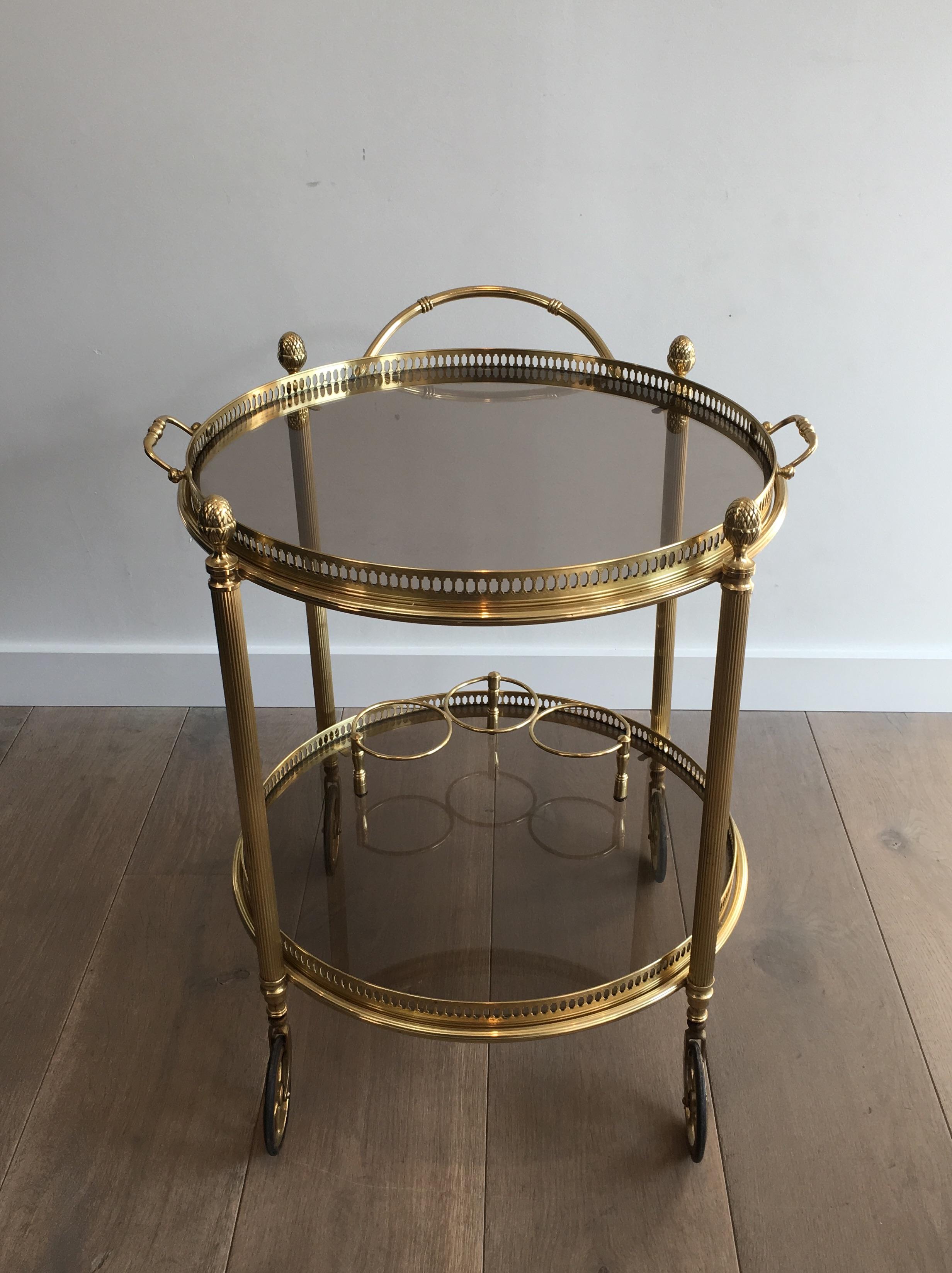 Mid-Century Modern Maison Bagués, Neoclassical Round Brass Drinks Trolley, French, circa 1940