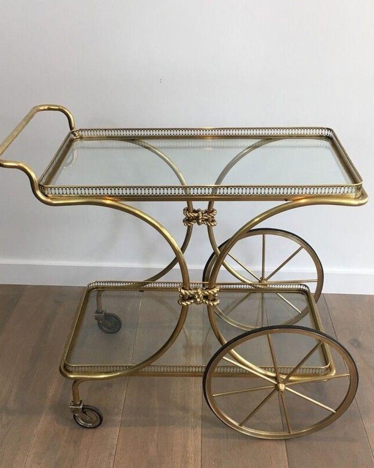 Maison Bagués, Neoclassical Style Brass Drinks Trolley with Glass Shelves In Good Condition In Marcq-en-Barœul, Hauts-de-France