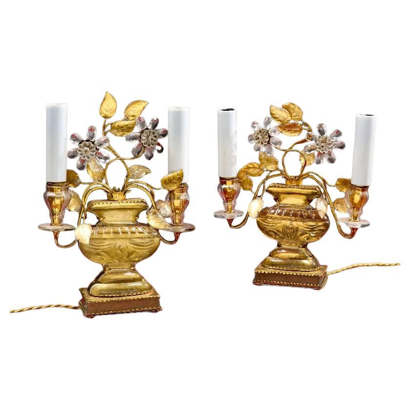 Maison Baguès, Coppia di piccoli candelabri in bronzo e vetro Circa 1950