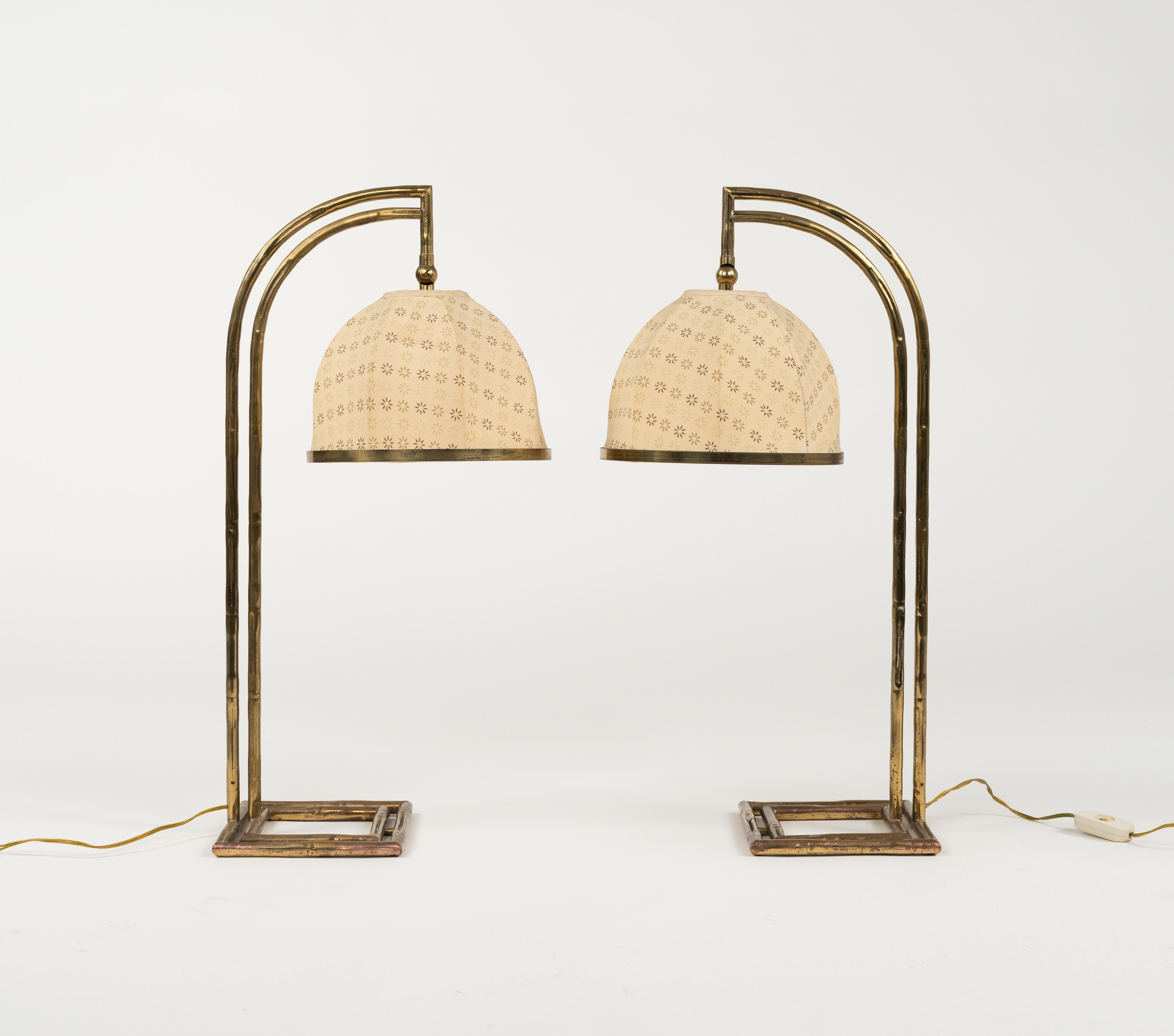 Mid-20th Century Maison Baguès Pair of Table Lamps in Brass Faux Bamboo and Fabric, Italy 1960s