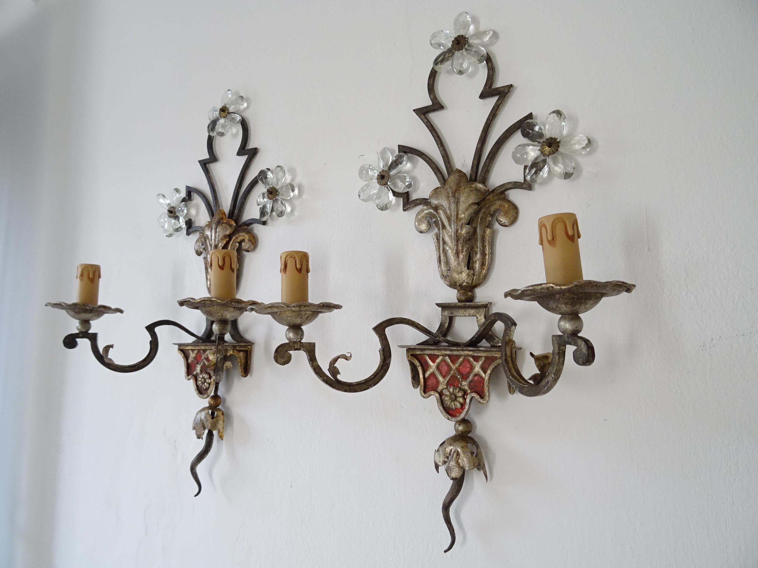 Medieval Maison Baguès Red Signed Crystal Flowers Sconces, Wrought Iron, circa 1900 For Sale