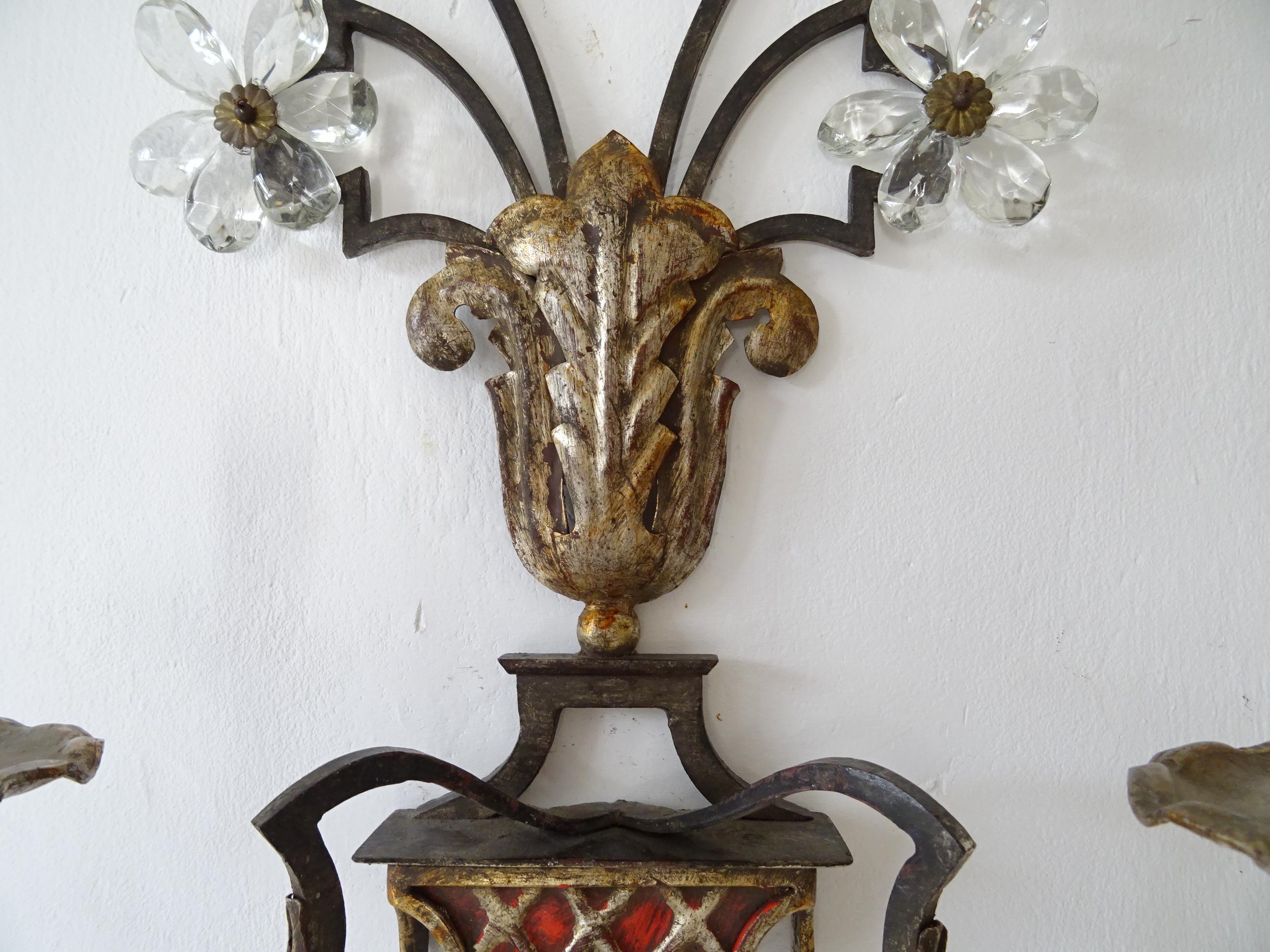 Maison Baguès Red Signed Crystal Flowers Sconces, Wrought Iron, circa 1900 For Sale 1
