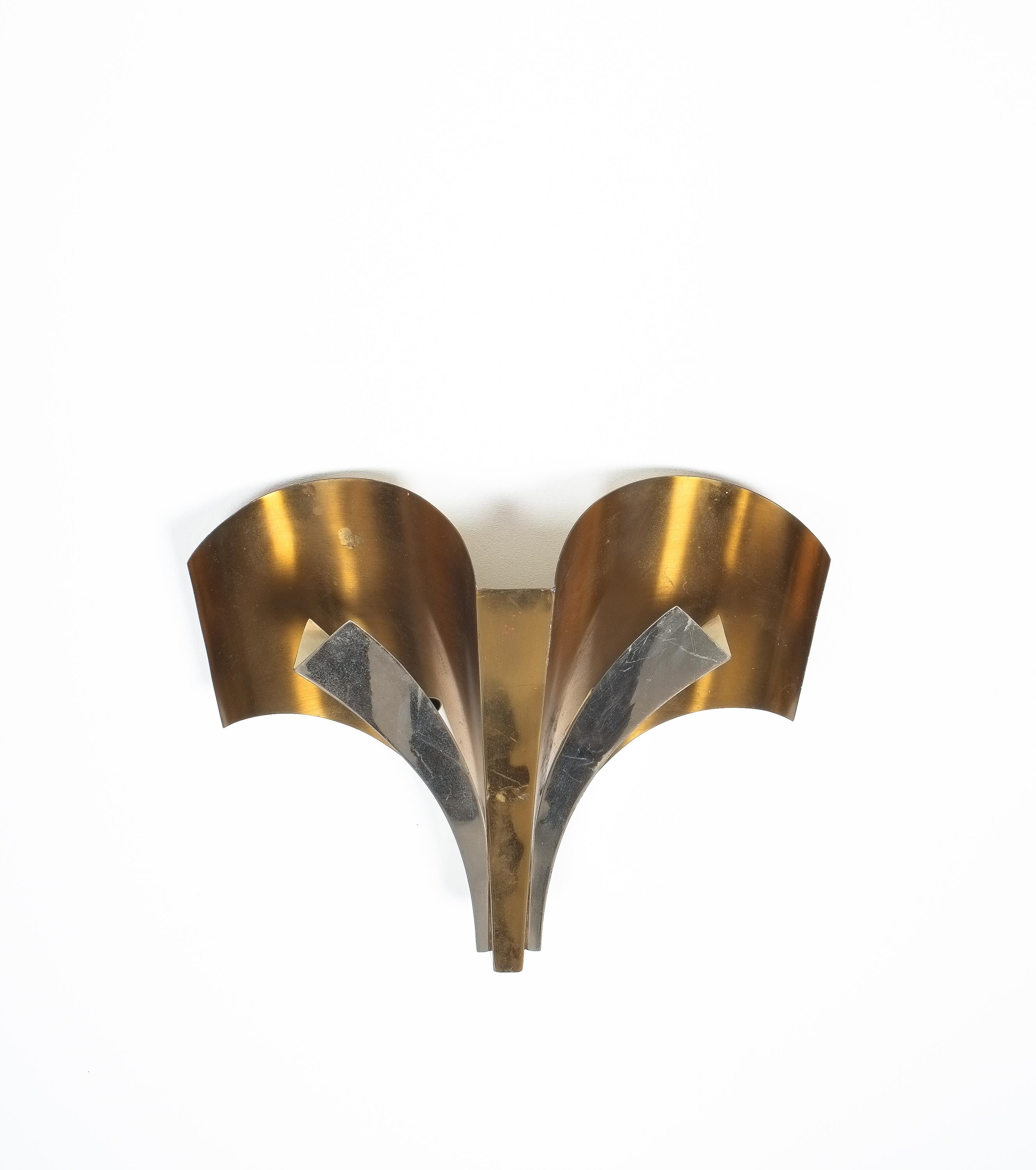 Maison Baguès Sconces Brass Large Pair, France, circa 1965 In Good Condition In Vienna, AT