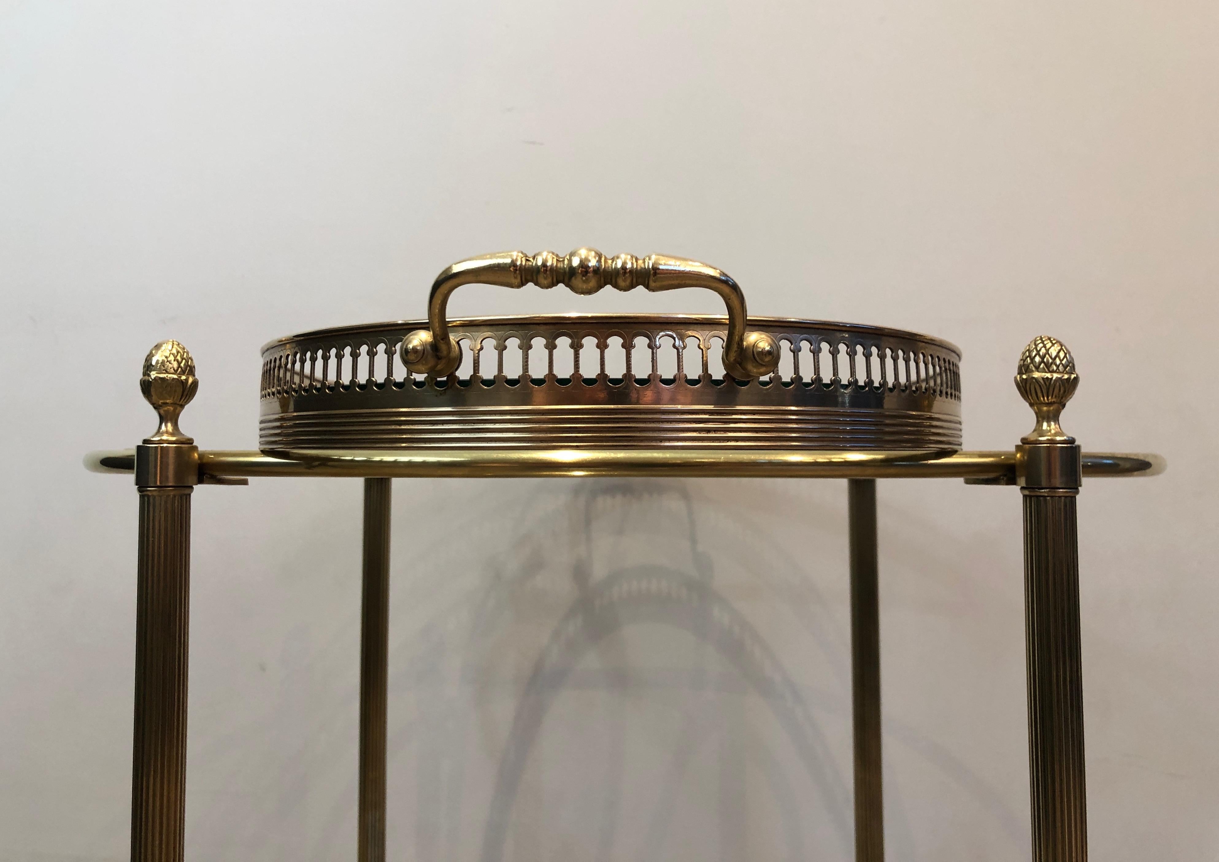 Maison Baguès, Small Neoclassical St. Oval Brass Bar Cart with 2 Removable Trays In Good Condition In Marcq-en-Barœul, Hauts-de-France