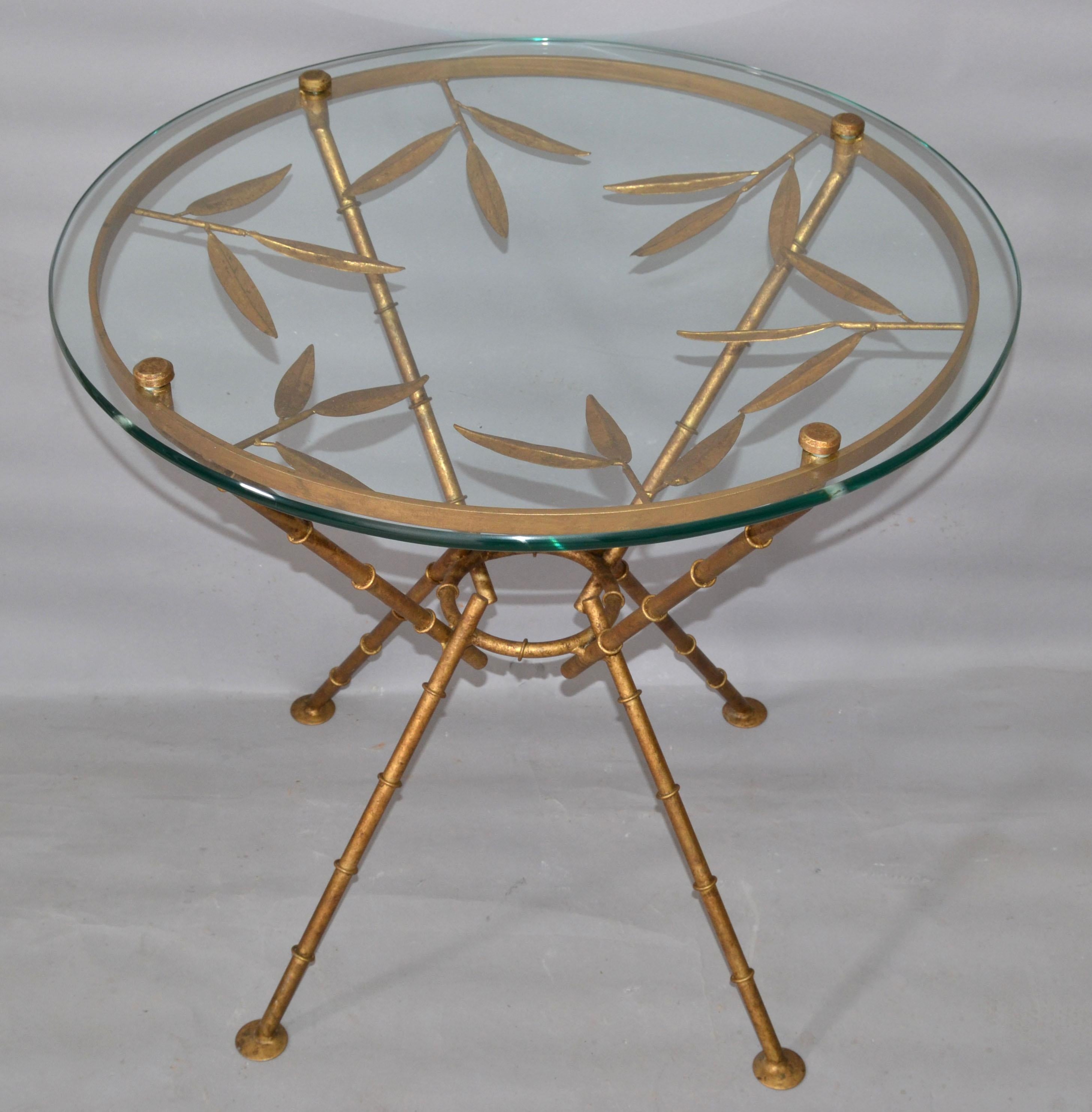 Table de cocktail traditionnelle de style Maison Bagus en bronze, faux bambou et verre à feuilles en vente 6