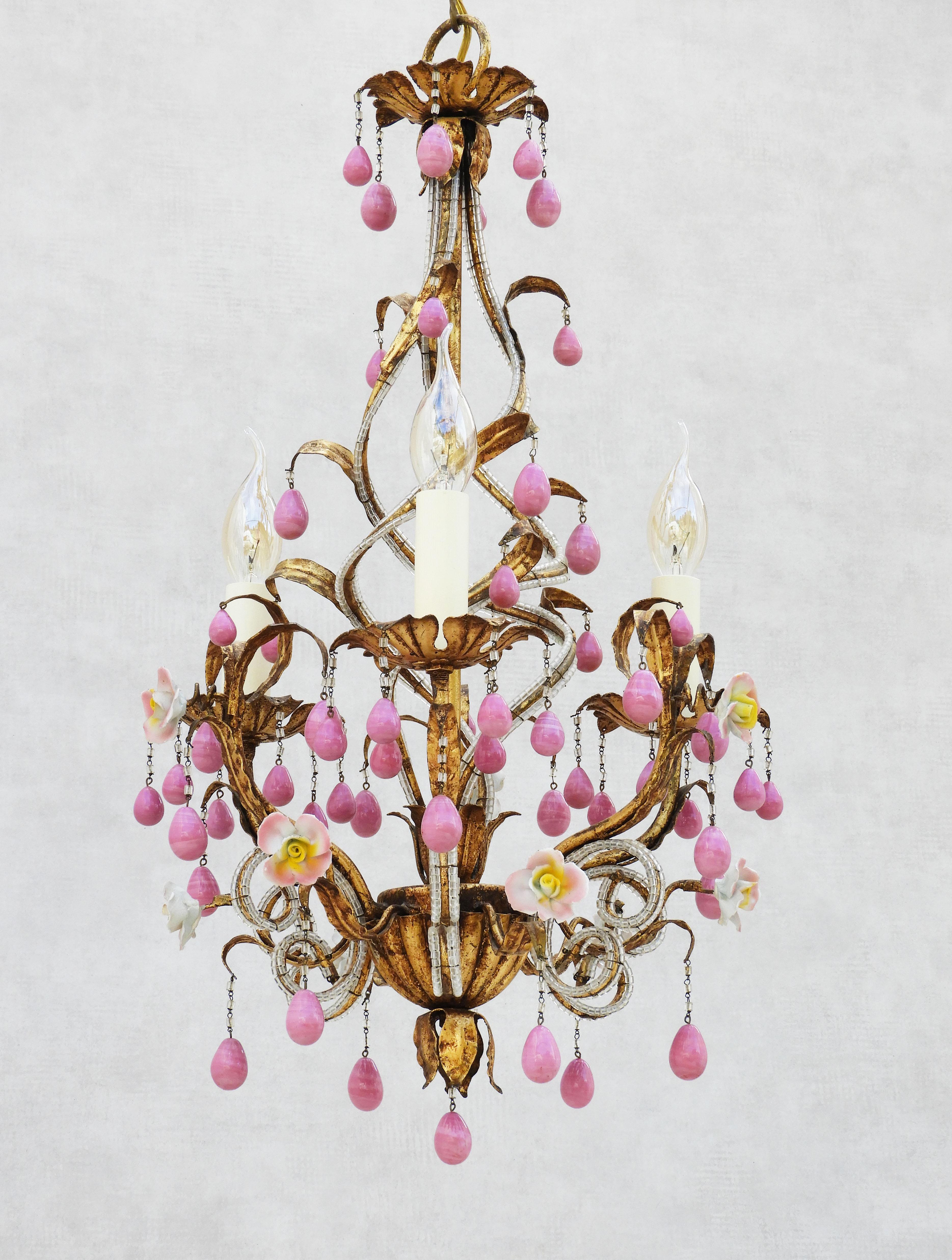 Maison Bagues Style Chandelier, Beaded Tôle, Porcelain Rose Flowers & Pink Drops For Sale 1