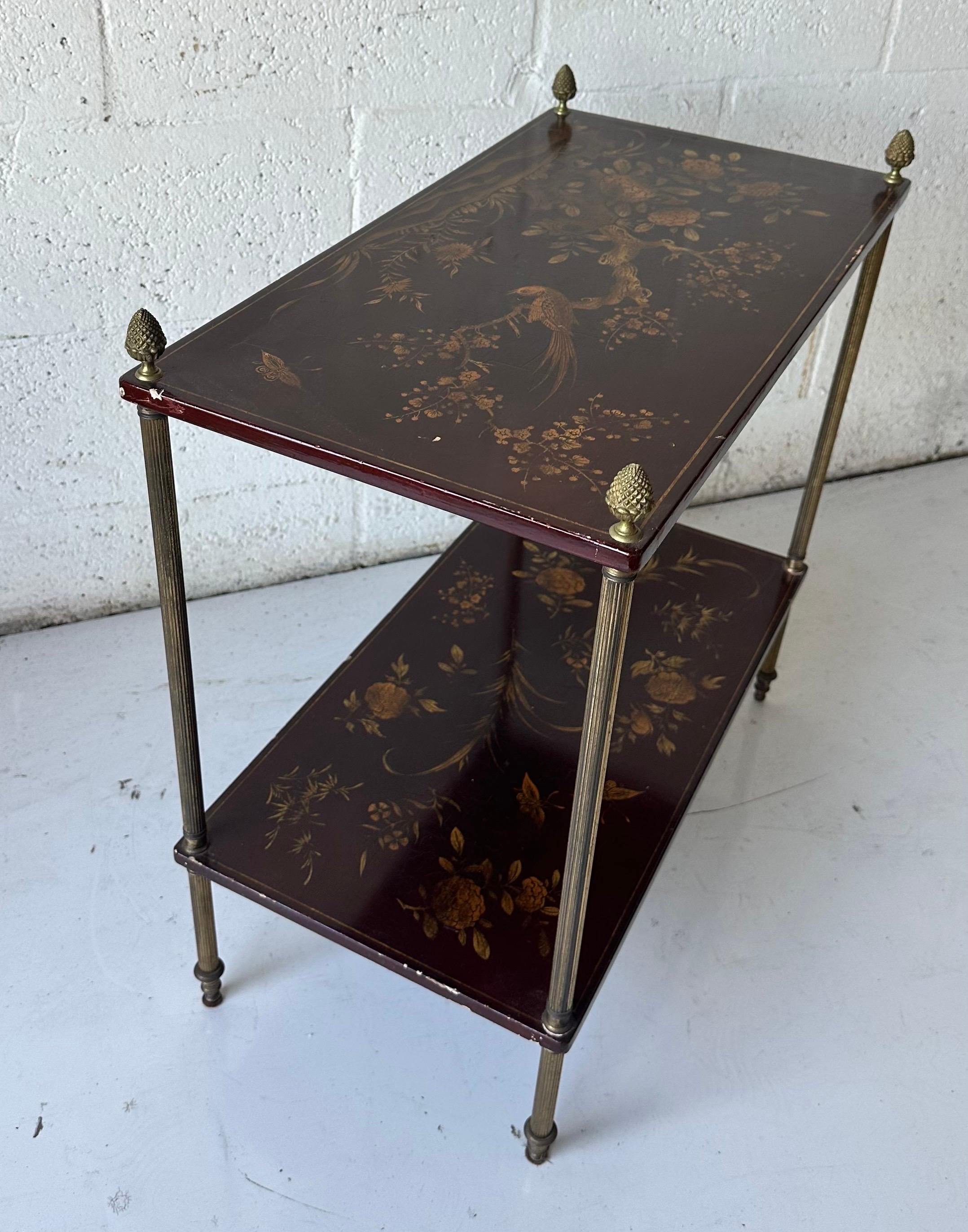 Neoclassico Stile Maison Bagues  tavolino a 2 piani laccato cineserie circa 1960 in vendita