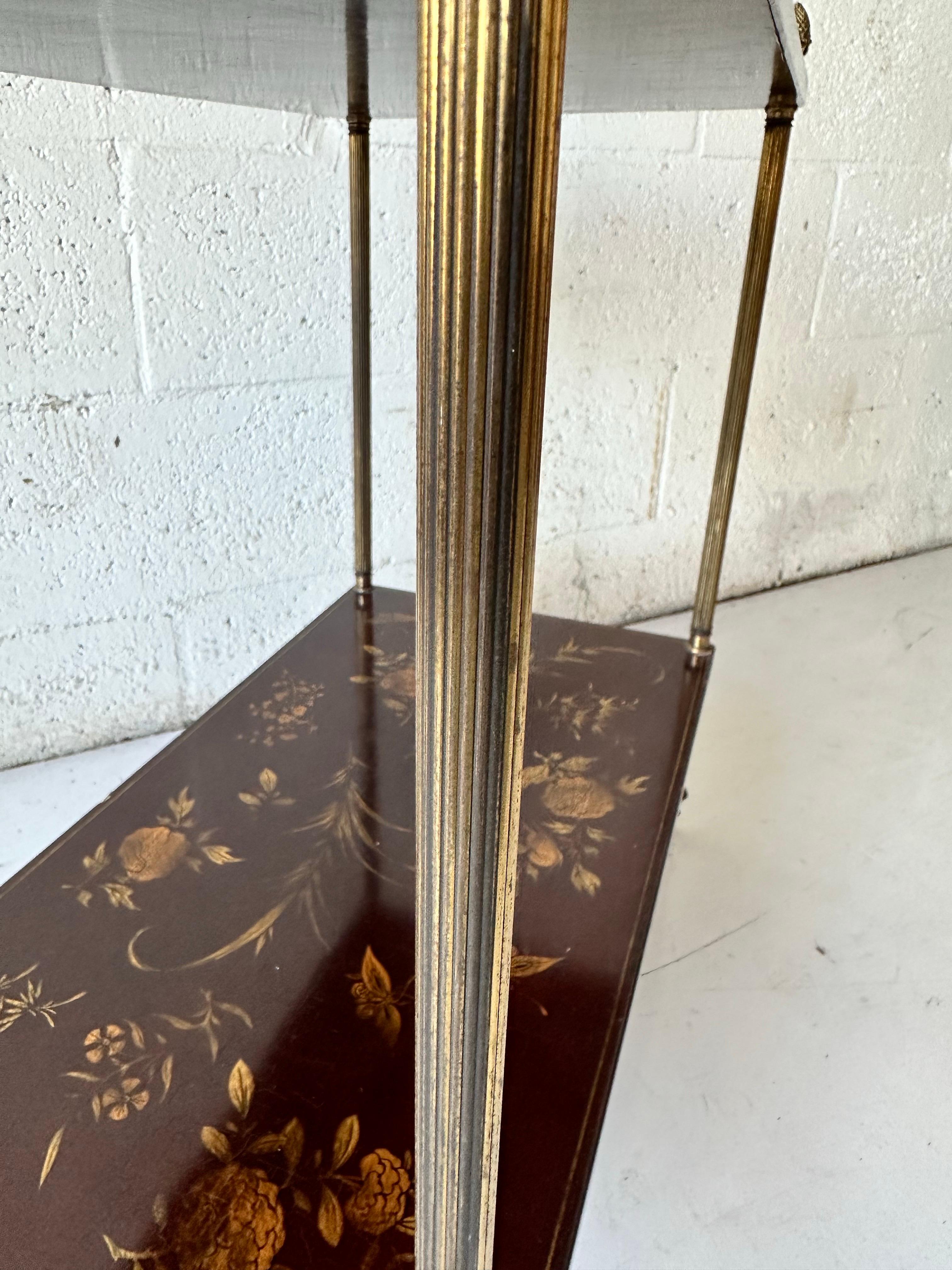 Metà XX secolo Stile Maison Bagues  tavolino a 2 piani laccato cineserie circa 1960 in vendita