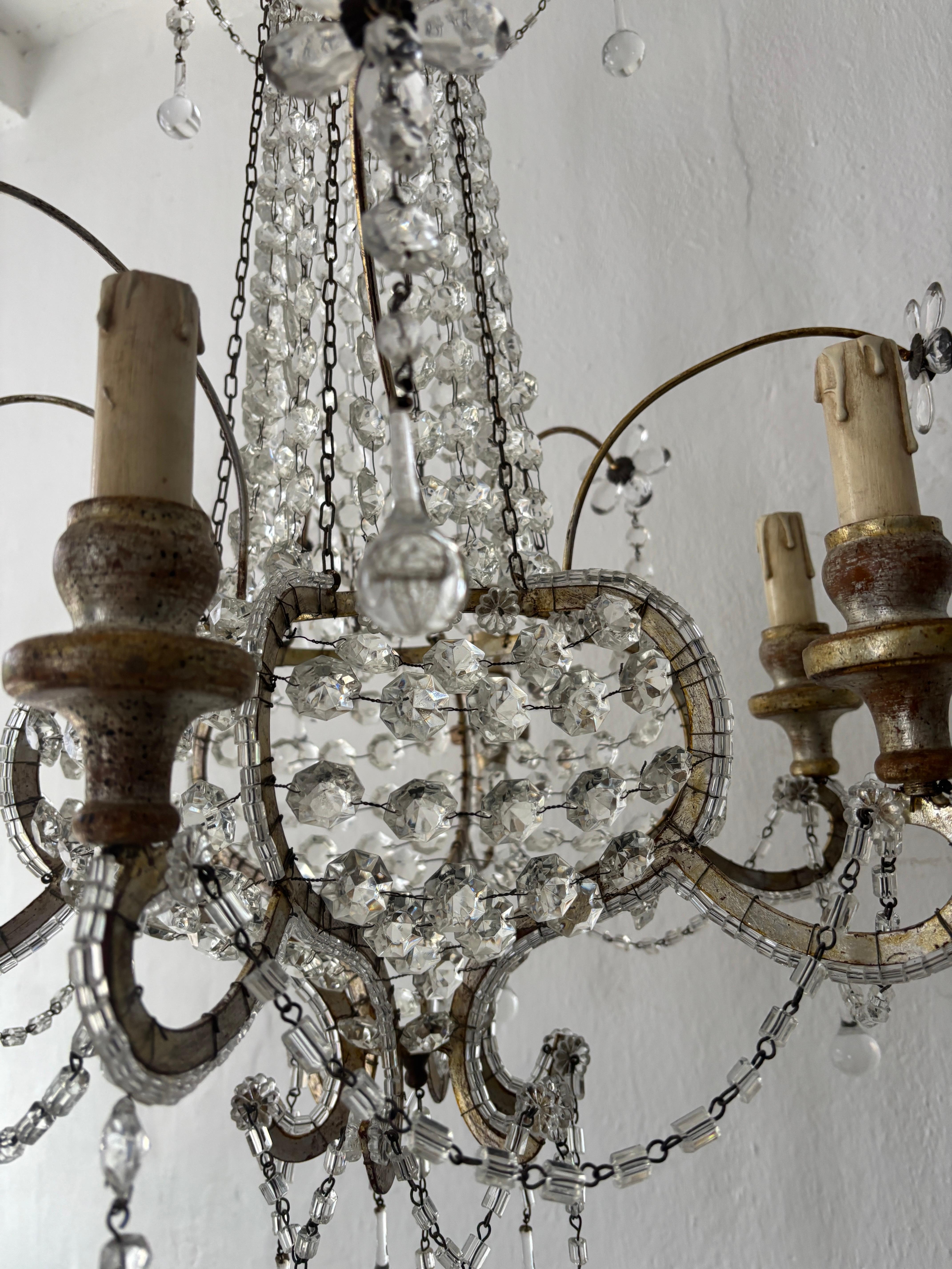 Maison Bagues Style Crystal Flowers Huge Beaded Murano Drops Chandelier, c1910 in vendita 4
