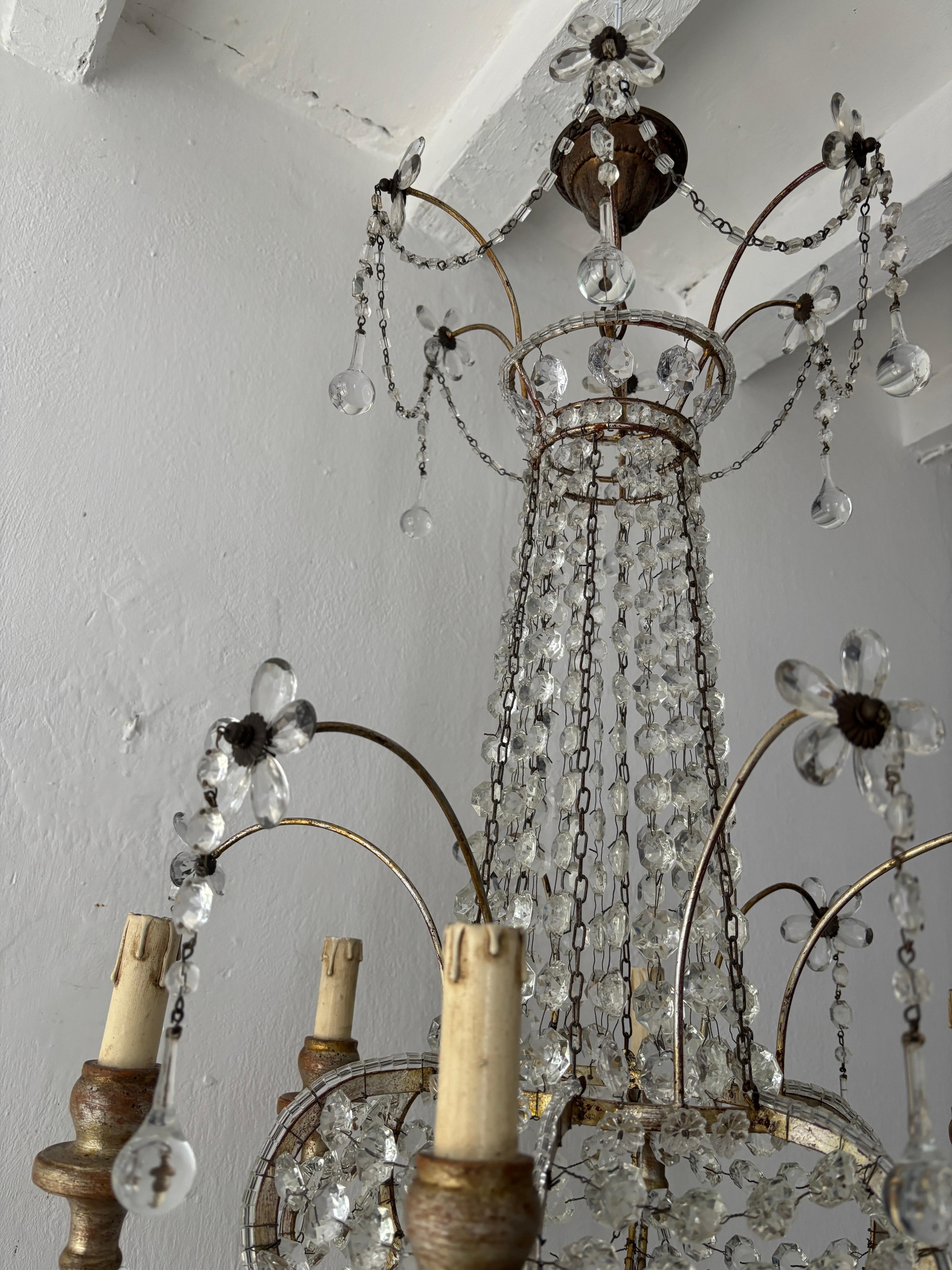Maison Bagues Style Crystal Flowers Huge Beaded Murano Drops Chandelier, c1910 in vendita 6