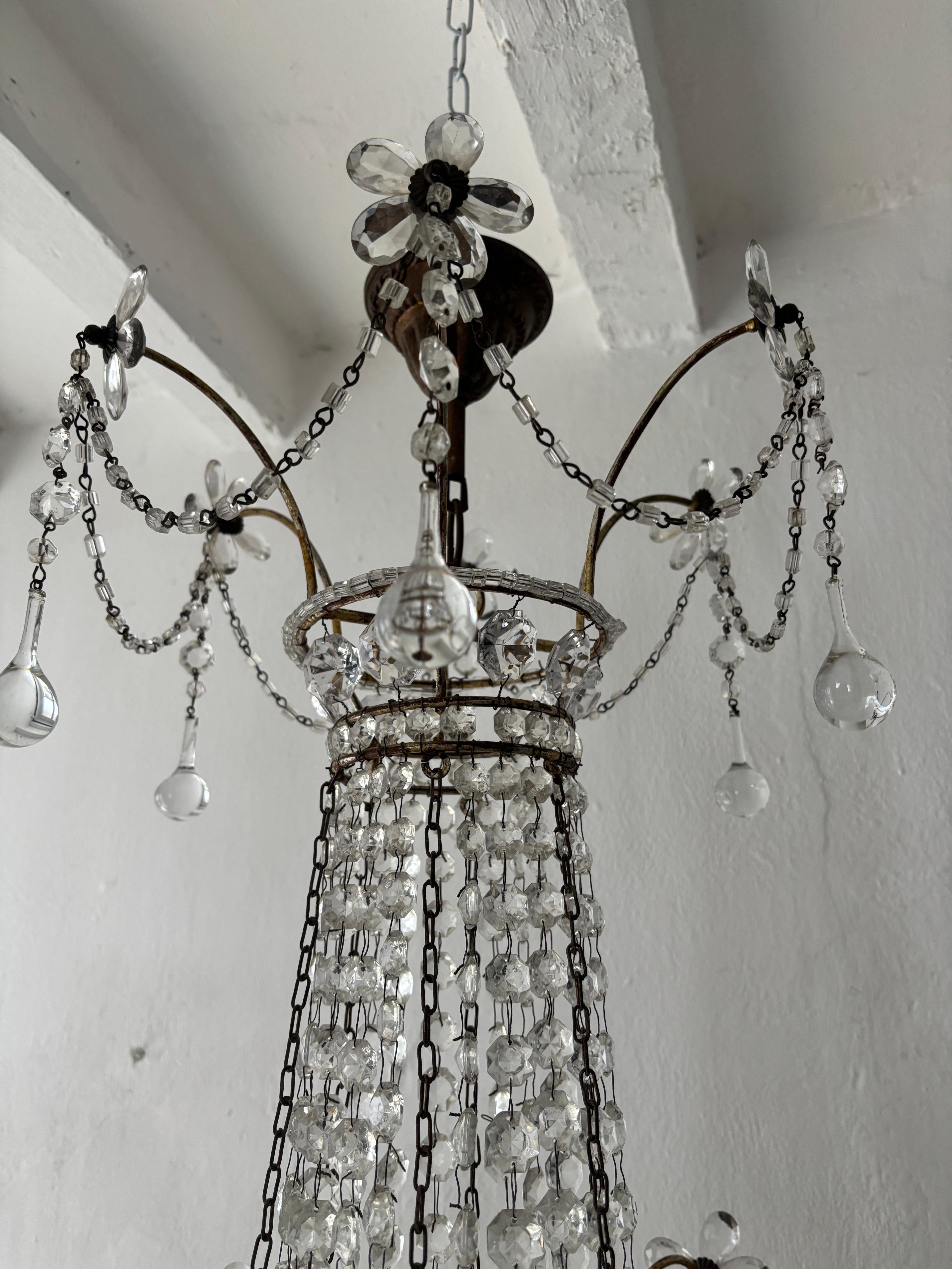 Francese Maison Bagues Style Crystal Flowers Huge Beaded Murano Drops Chandelier, c1910 in vendita