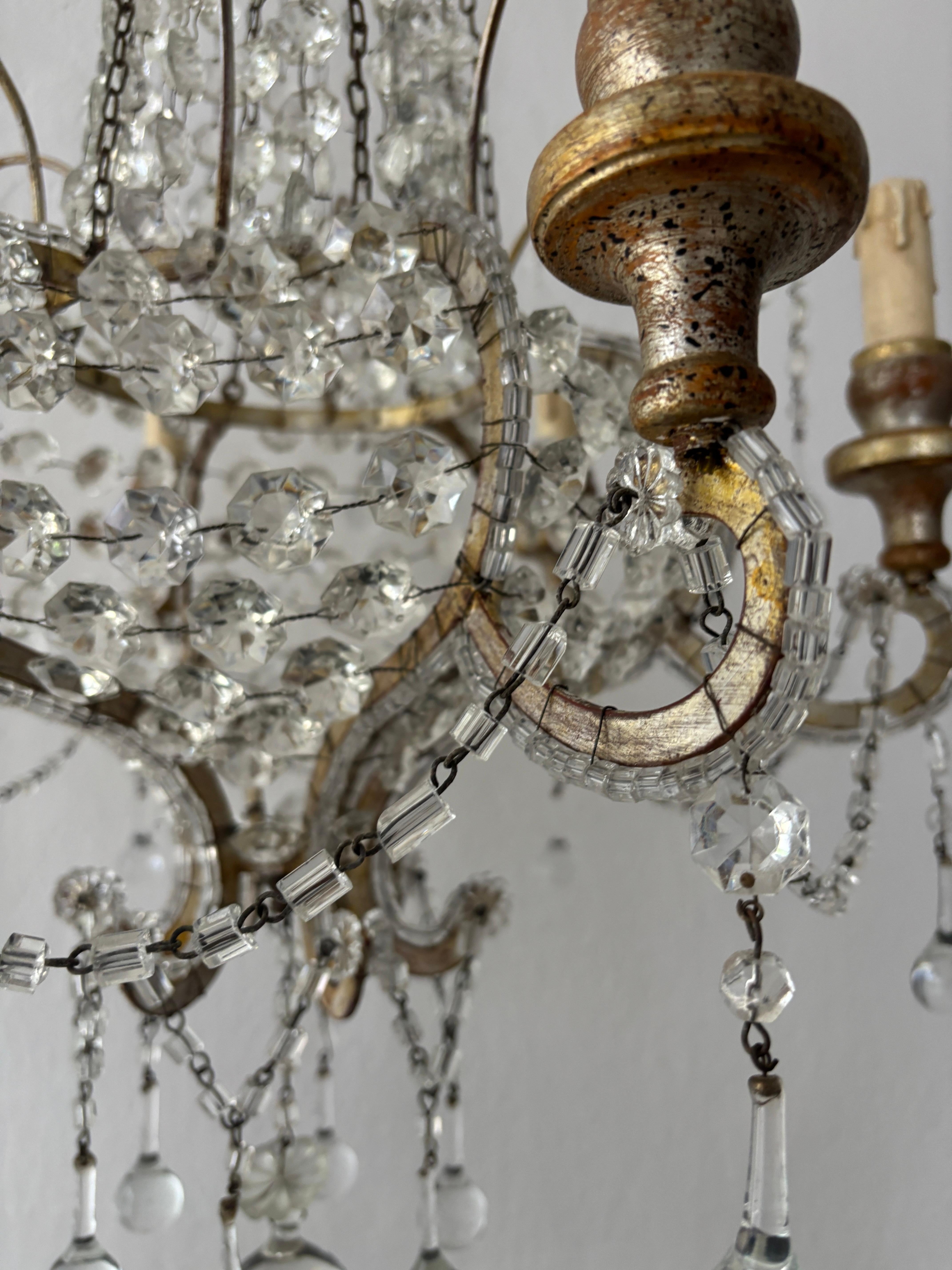 Maison Bagues Style Crystal Flowers Huge Beaded Murano Drops Chandelier, c1910 in vendita 1