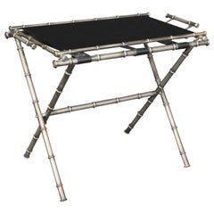 Table basse en acier et faux bambou fumé de style Maison Bagues