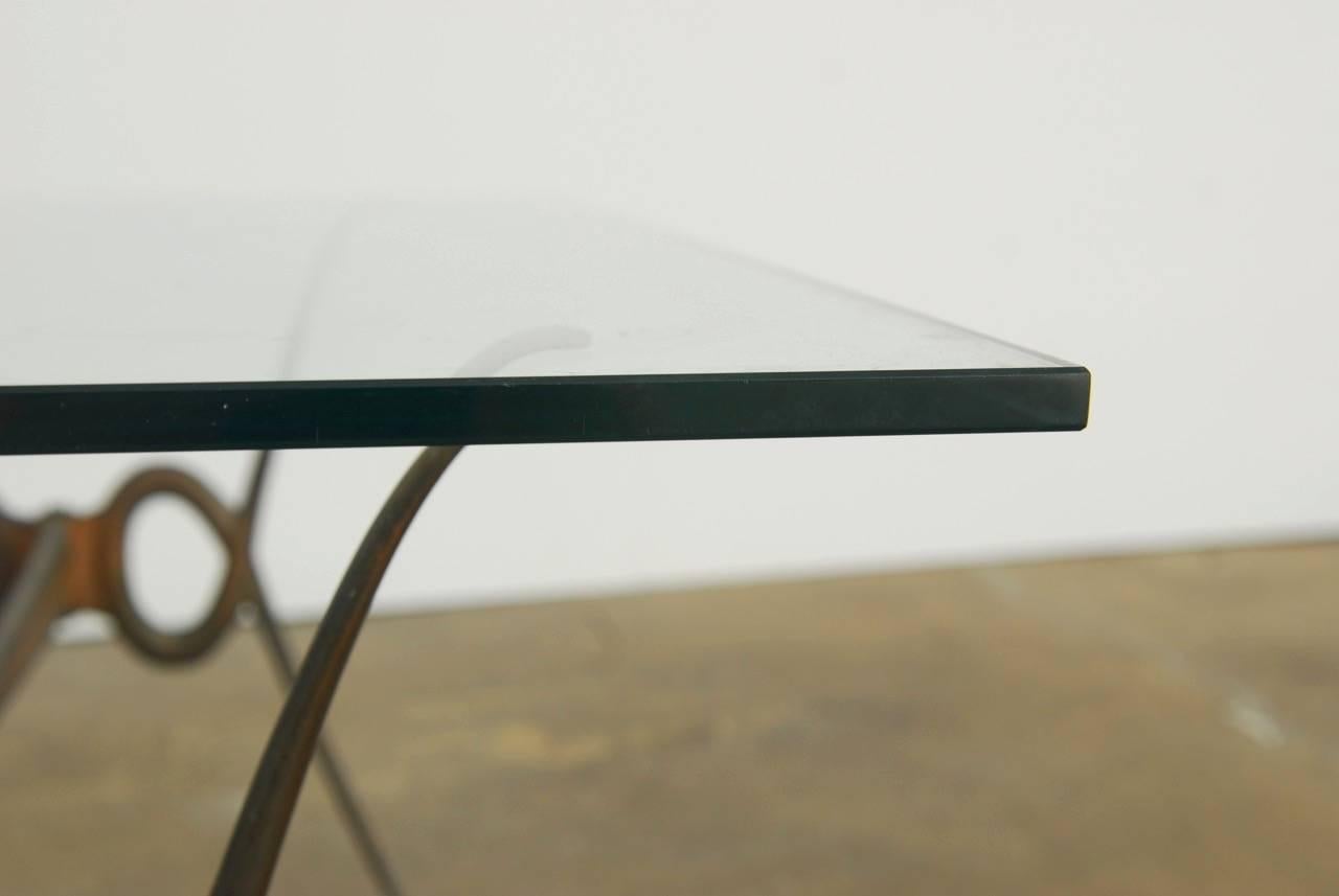 Verre Table basse de cocktail française en bronze de style Rene Drouet en vente