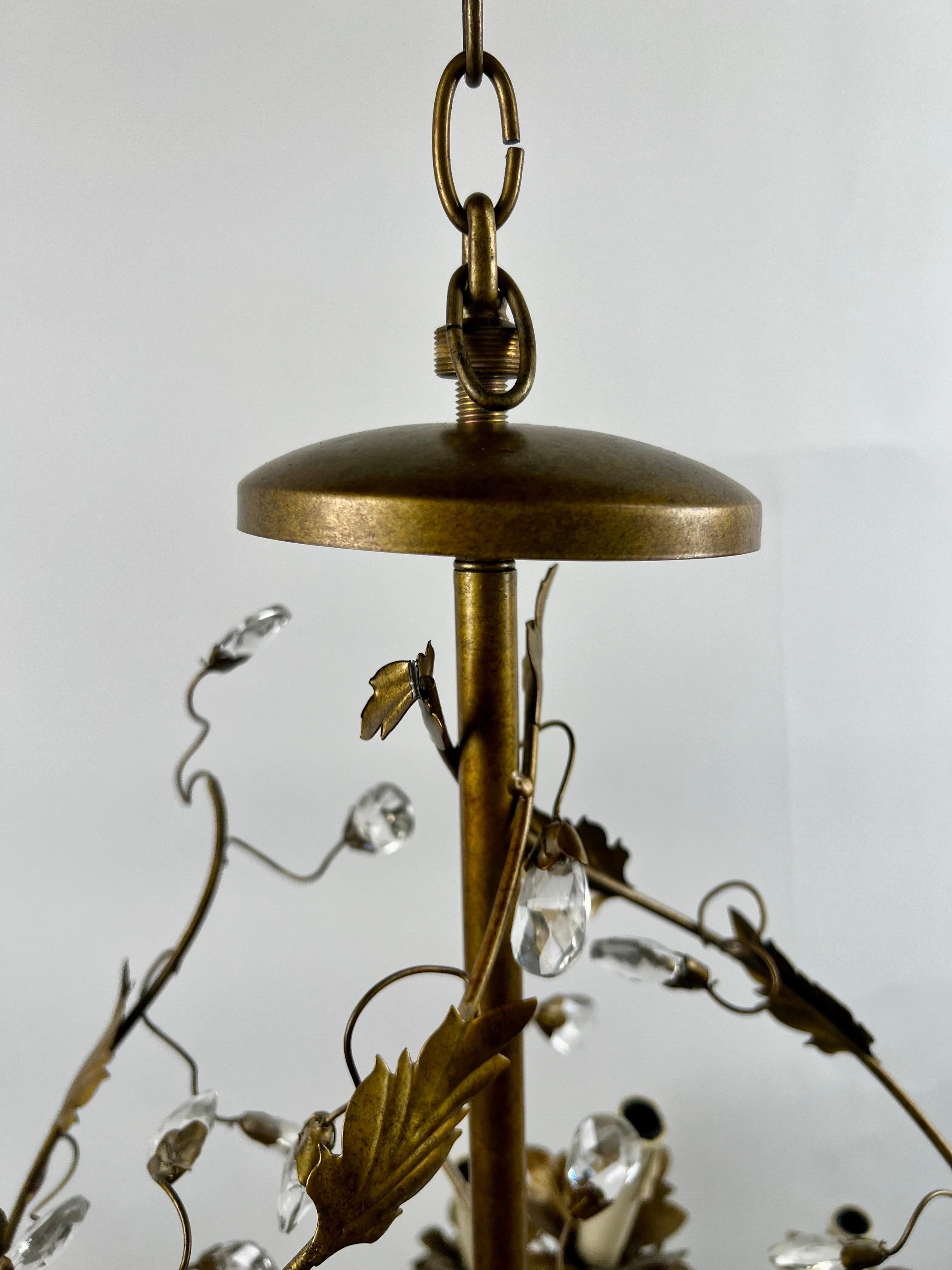 Maison Bagues Style French Foliate Design Chandelier in Bronzed Metal - 12 Arms For Sale 10