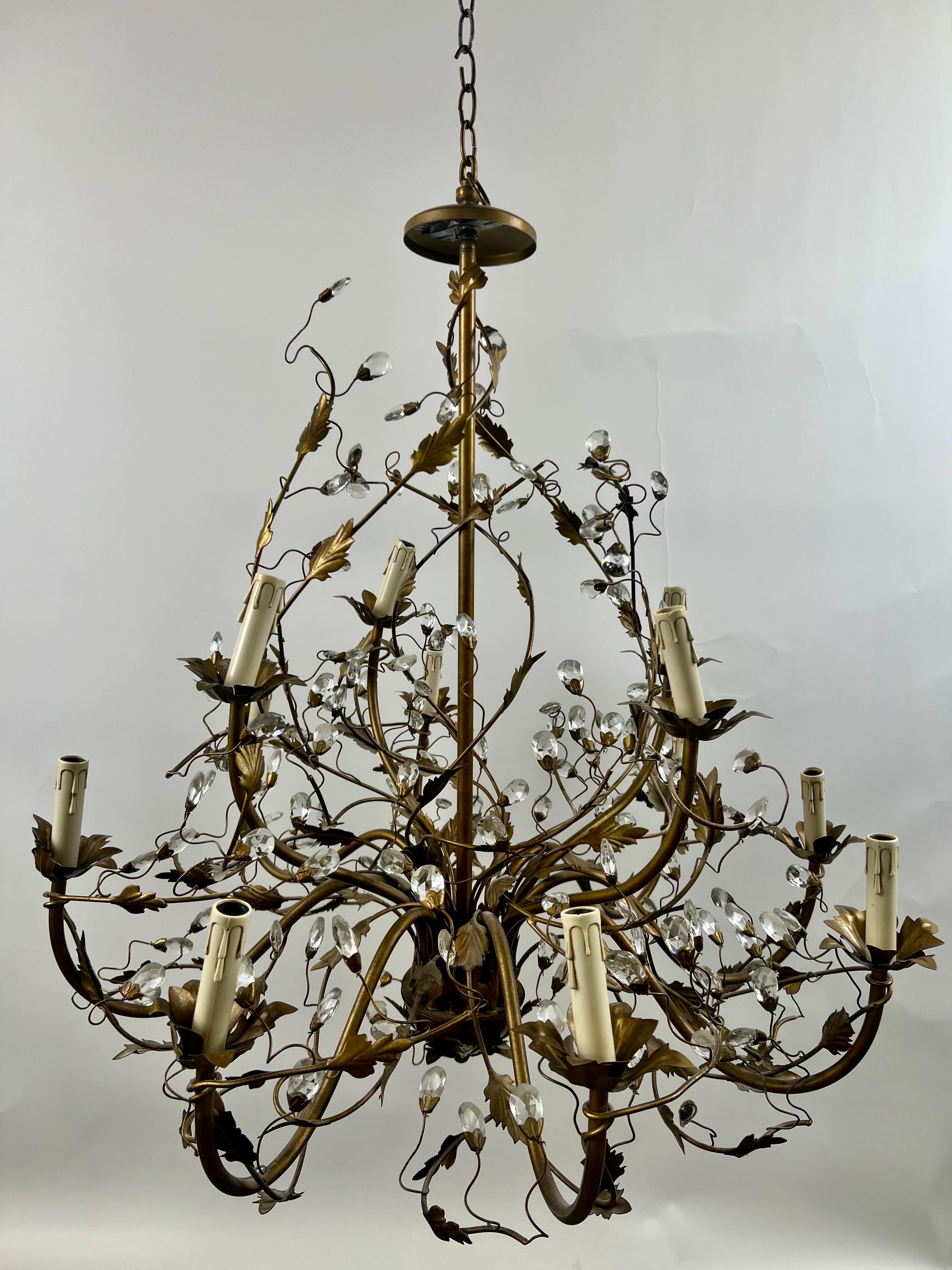 Bohemian Maison Bagues Style French Foliate Design Chandelier in Bronzed Metal - 12 Arms For Sale