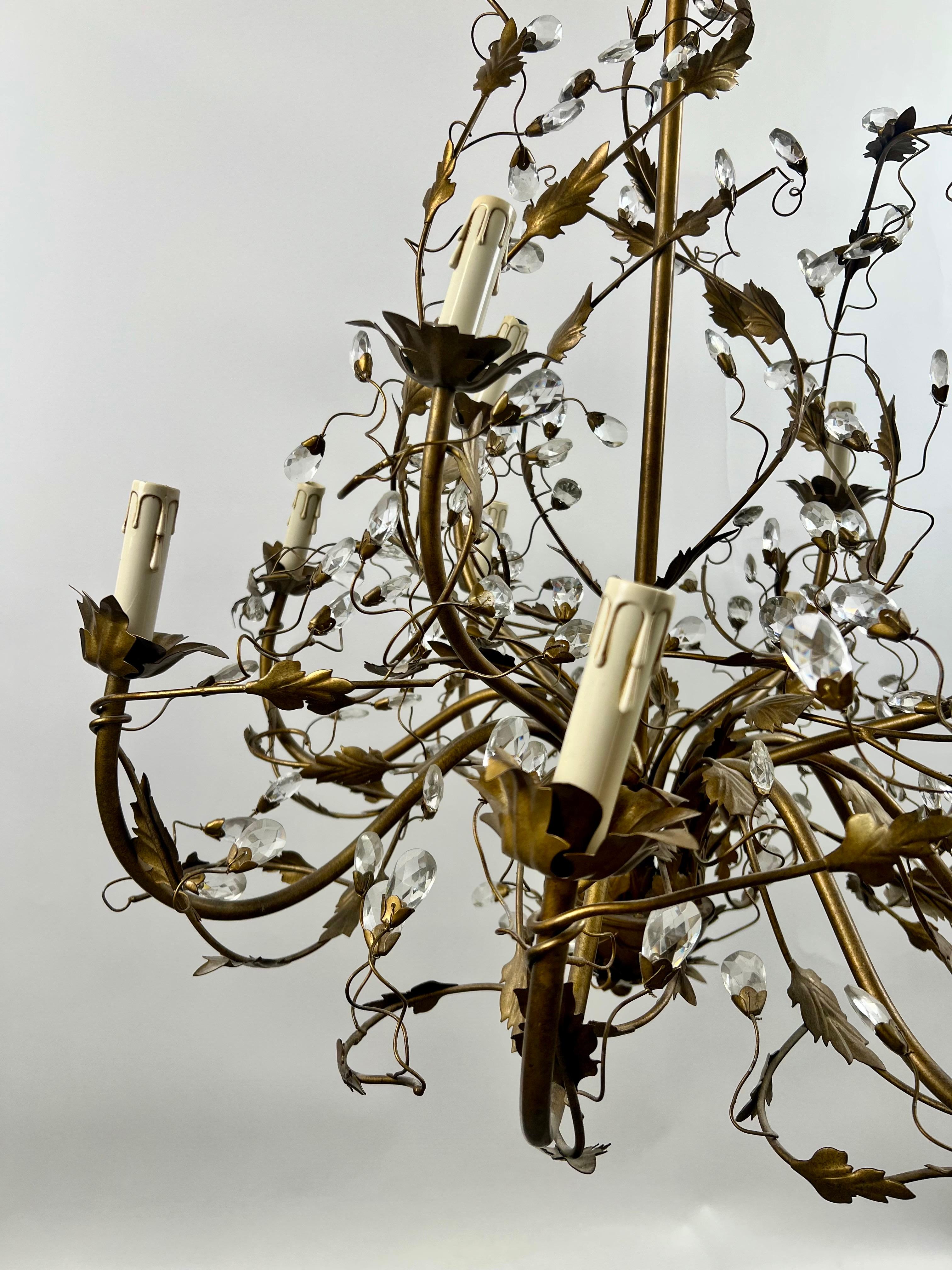 Maison Bagues Style French Foliate Design Chandelier in Bronzed Metal - 12 Arms For Sale 1