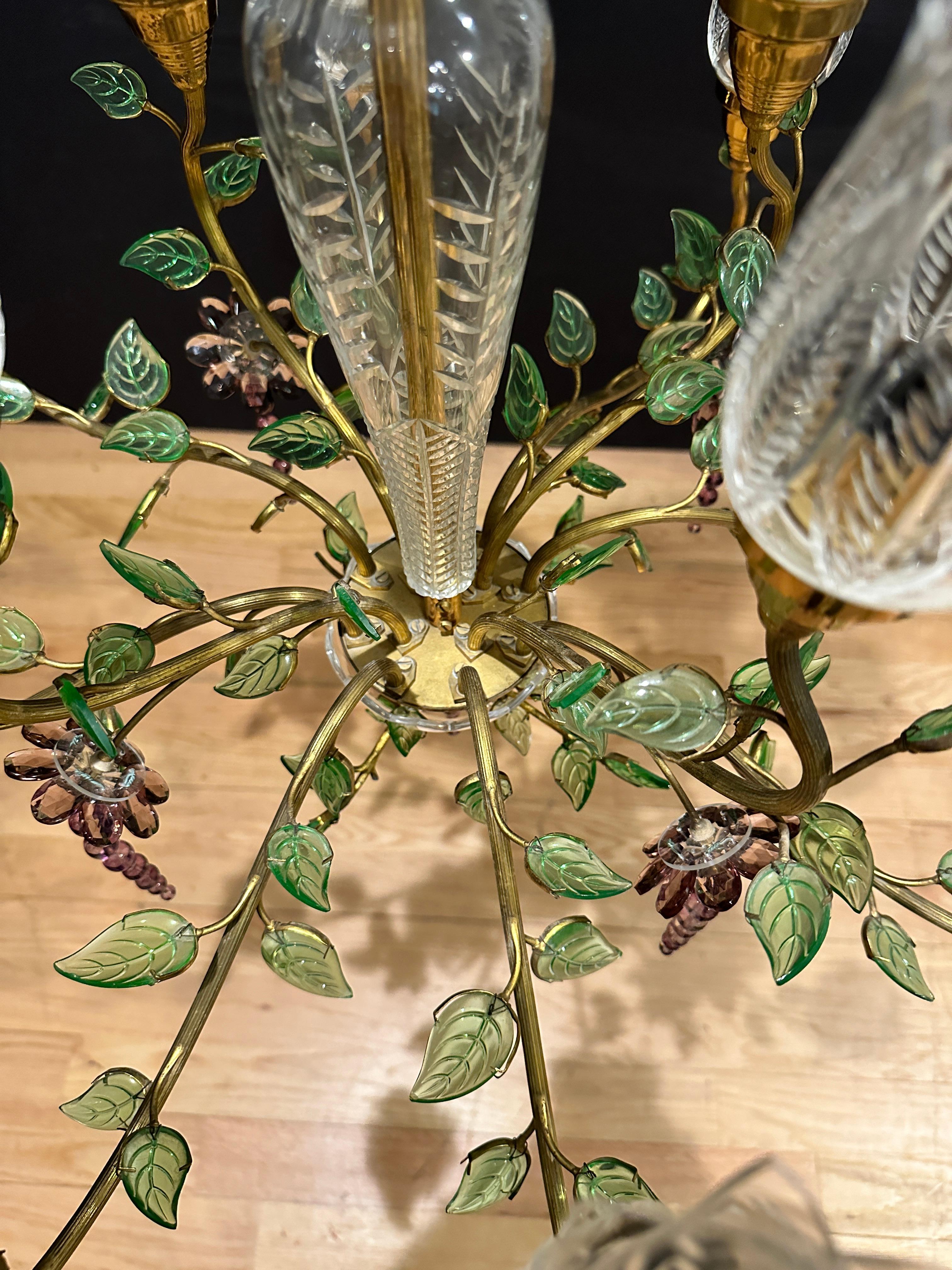 Maison Baguès Style Gilt Bronze And Cut Glass Chandelier For Sale 1