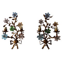 Maison Baguès Stil Multicolor Prismen Kristall Blumen Tole Schleife Wandleuchter, um 1930