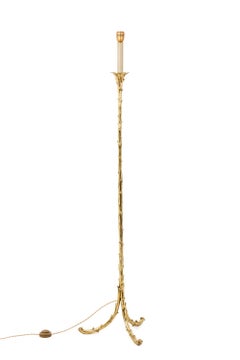 Maison Bagus, lampadaire tripode en bronze doré, années 1970